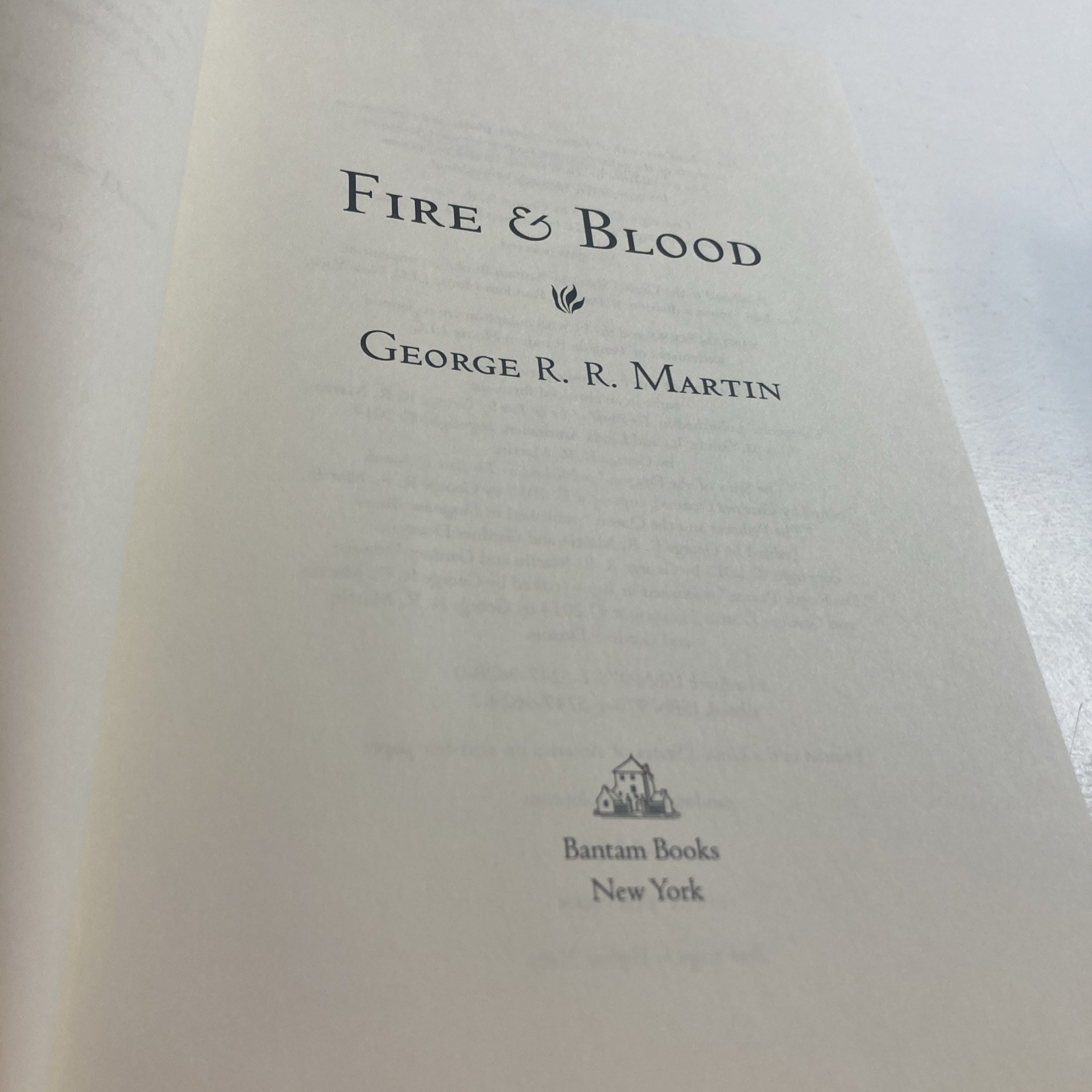 Fire and Blood : 300 Years Before a Game of Thrones by George R. R. Martin…