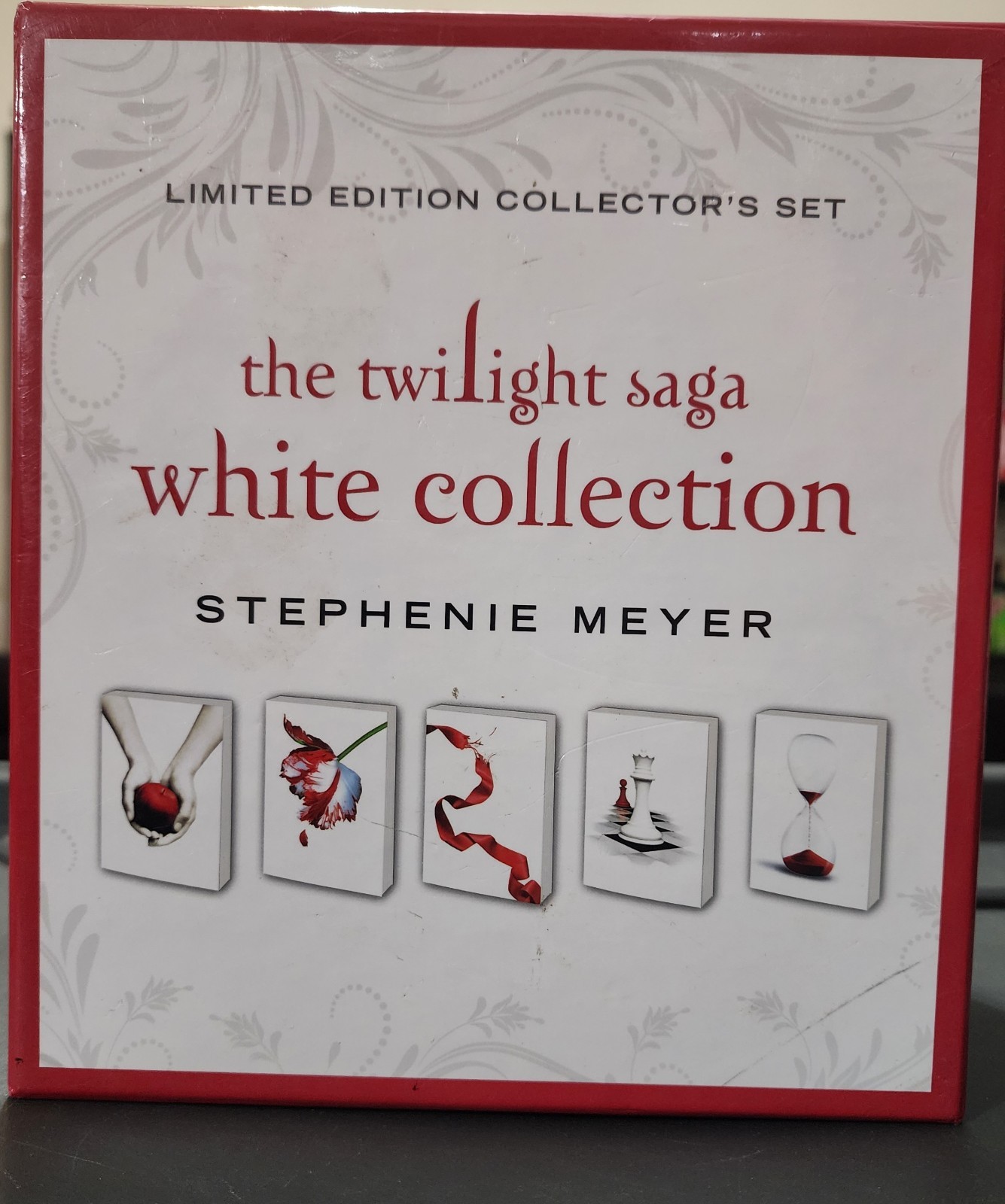 The Twilight Saga White Collection- Stephanie Meyer- Missing 1 Book