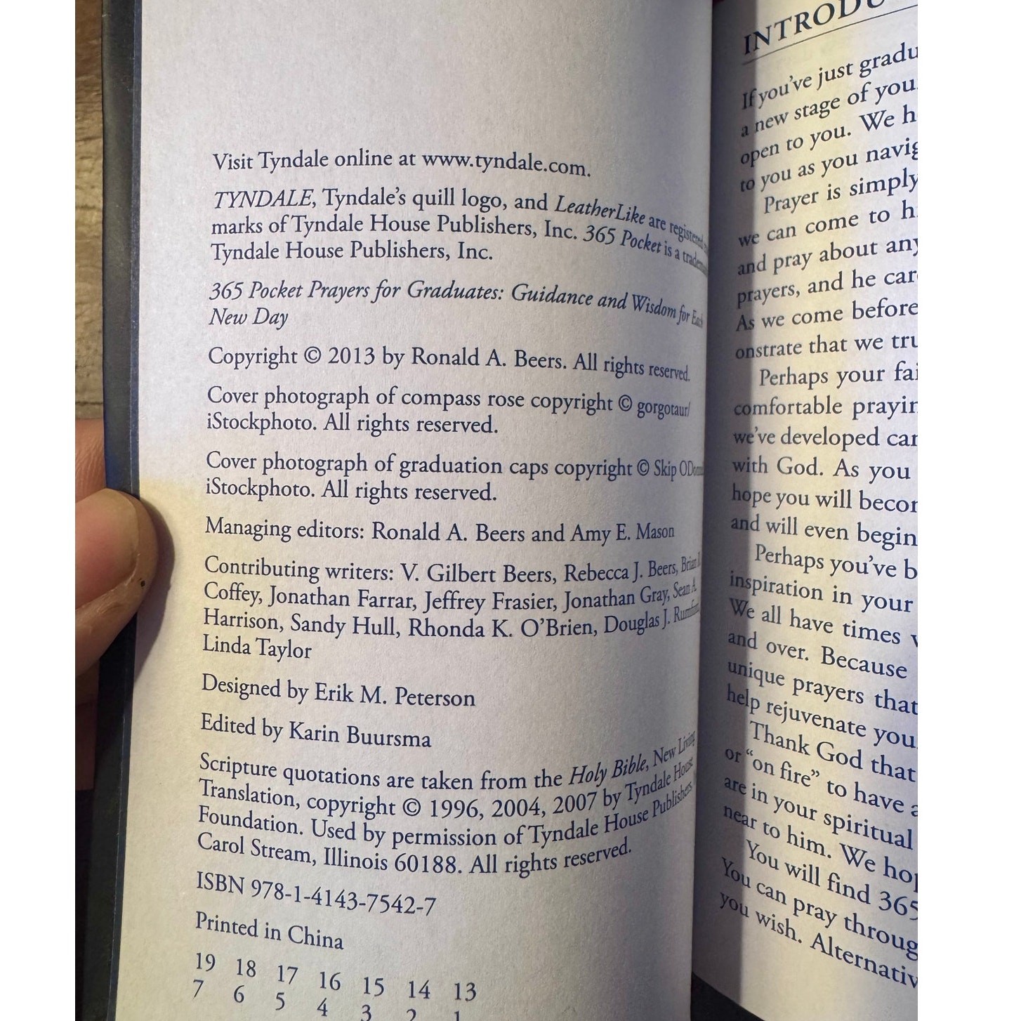 365 Pocket Prayers for Graduates by Ronald A Beers (2013)