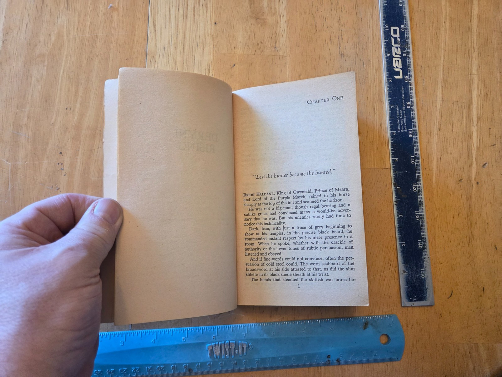 Deryni Rising by Katherine Kurtz – 1981 Del Rey Paperback