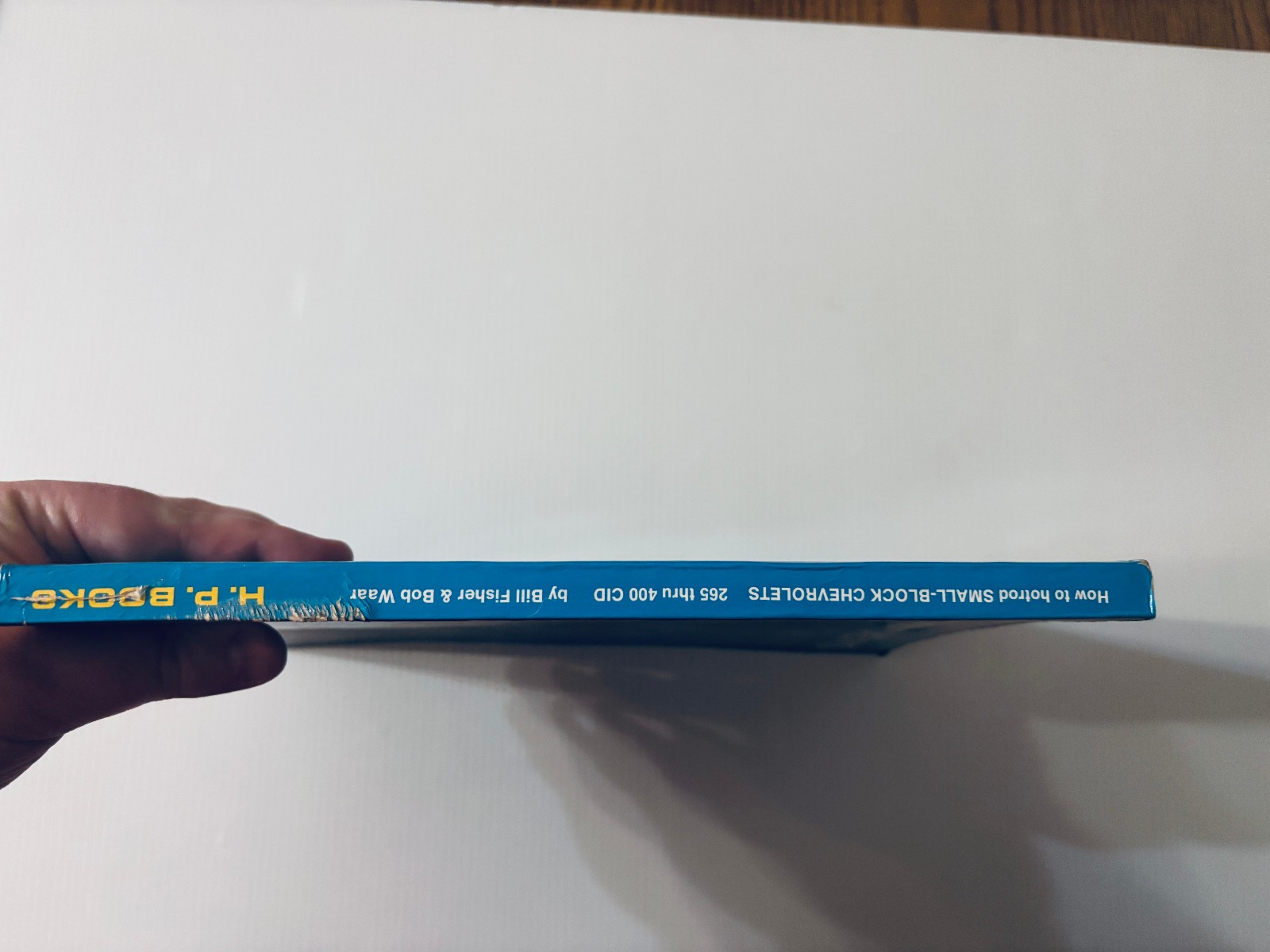 How to Hotrod Small-Block Chevys Bill Fisher & Bob Waar – H.P. Books – Some Wear
