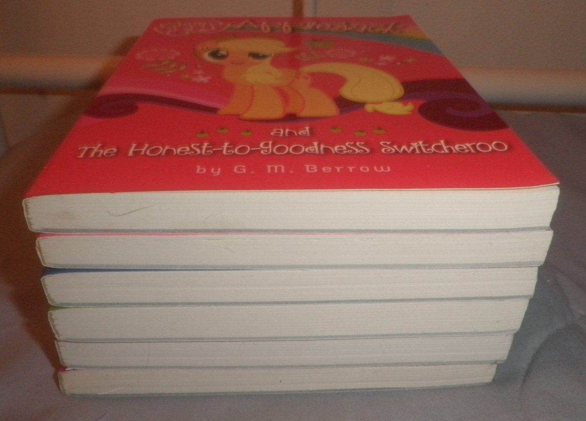My Little Pony: Best Friends 6 Book Boxed Set (2015, Trade Paperback) Slip Cover