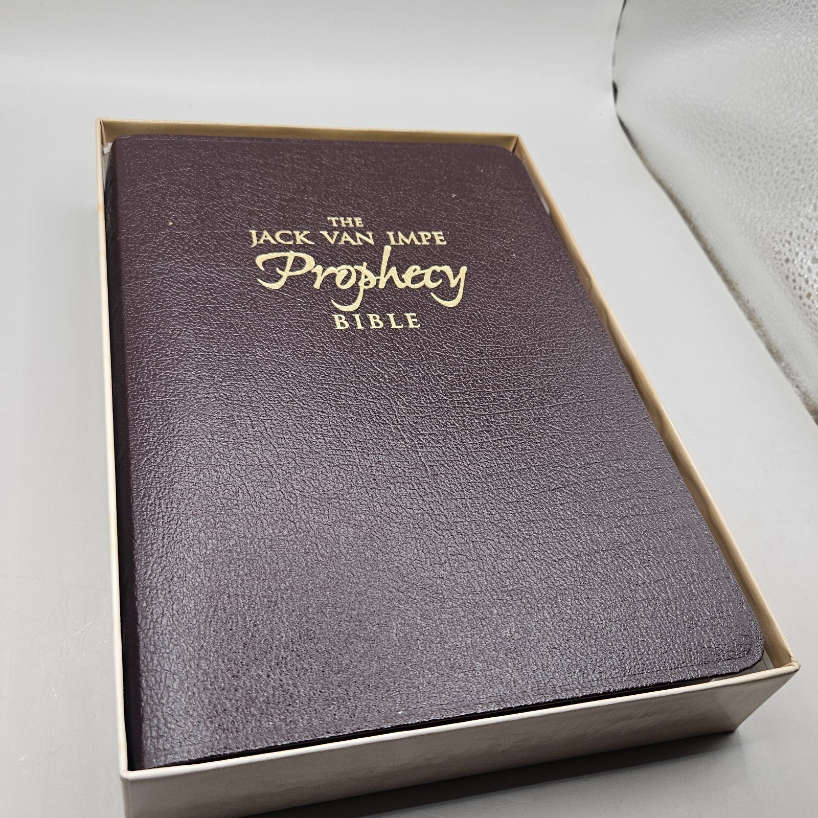 The Jack Van Impe Prophecy Bible: New Third Edition King James Version Leather