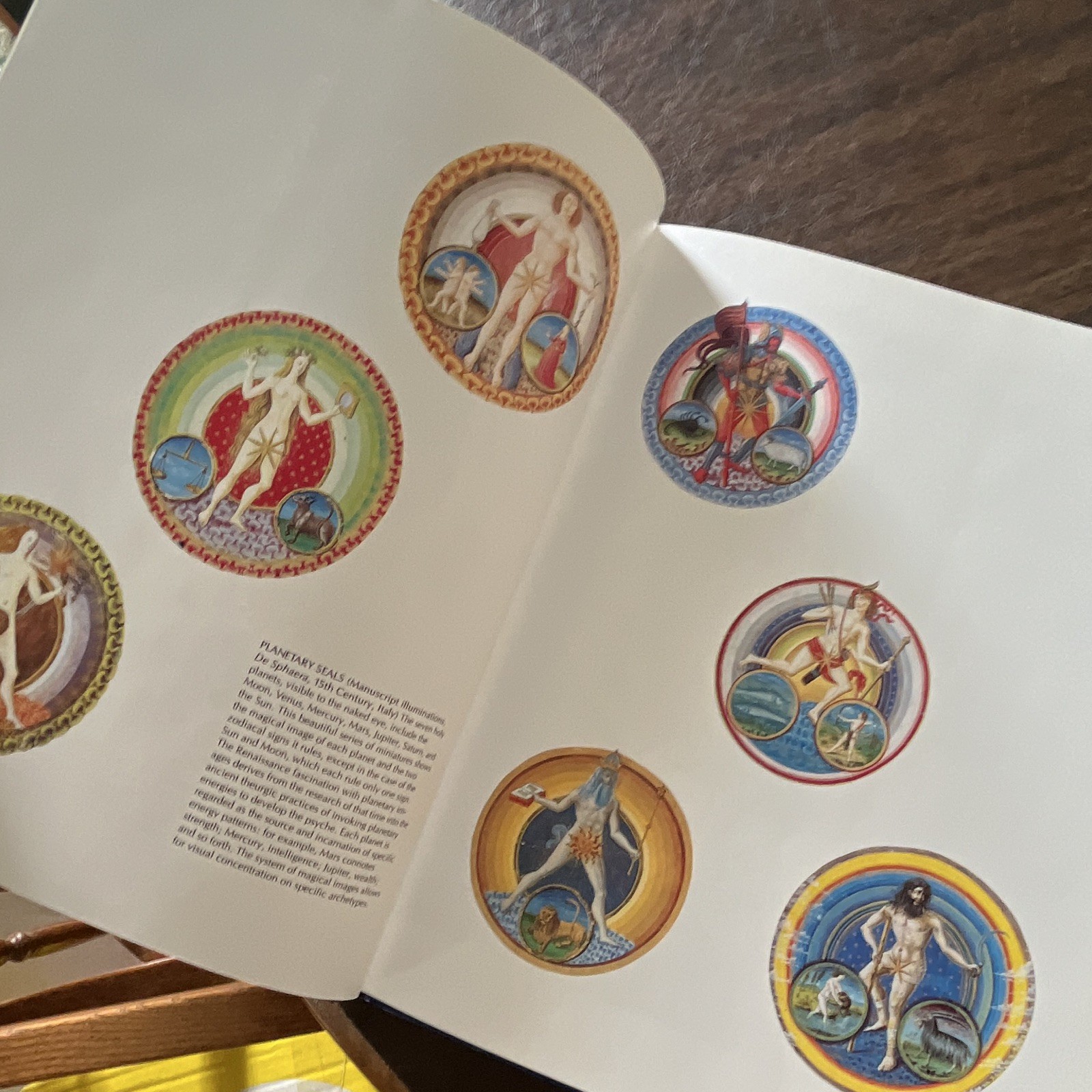 Art and Symbols of the Occult HC Illustrated James Wasserman 1993 Tiger Books