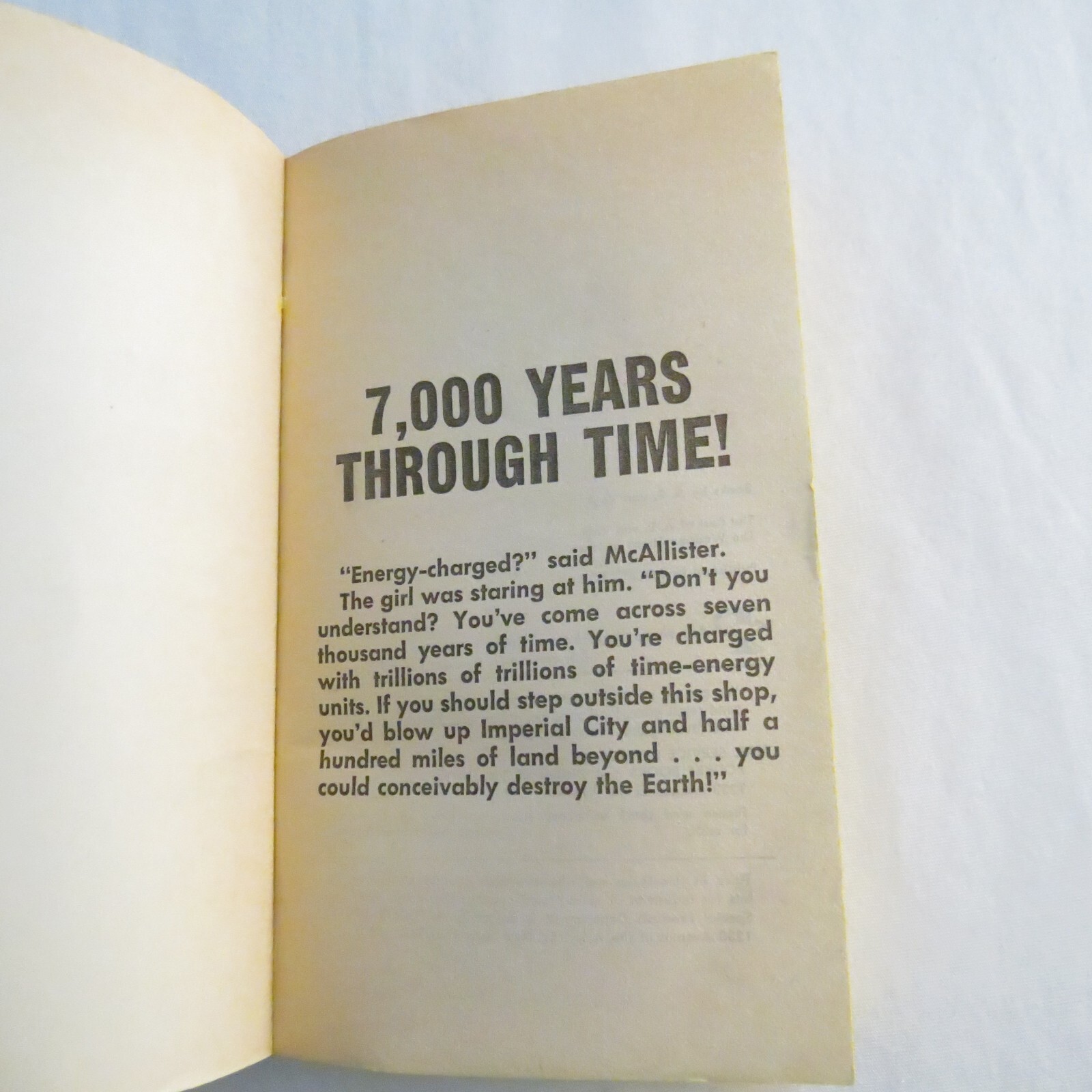 The Weapon Shops of Isher A.E.van Vogt Paperback Pocket Books 1977
