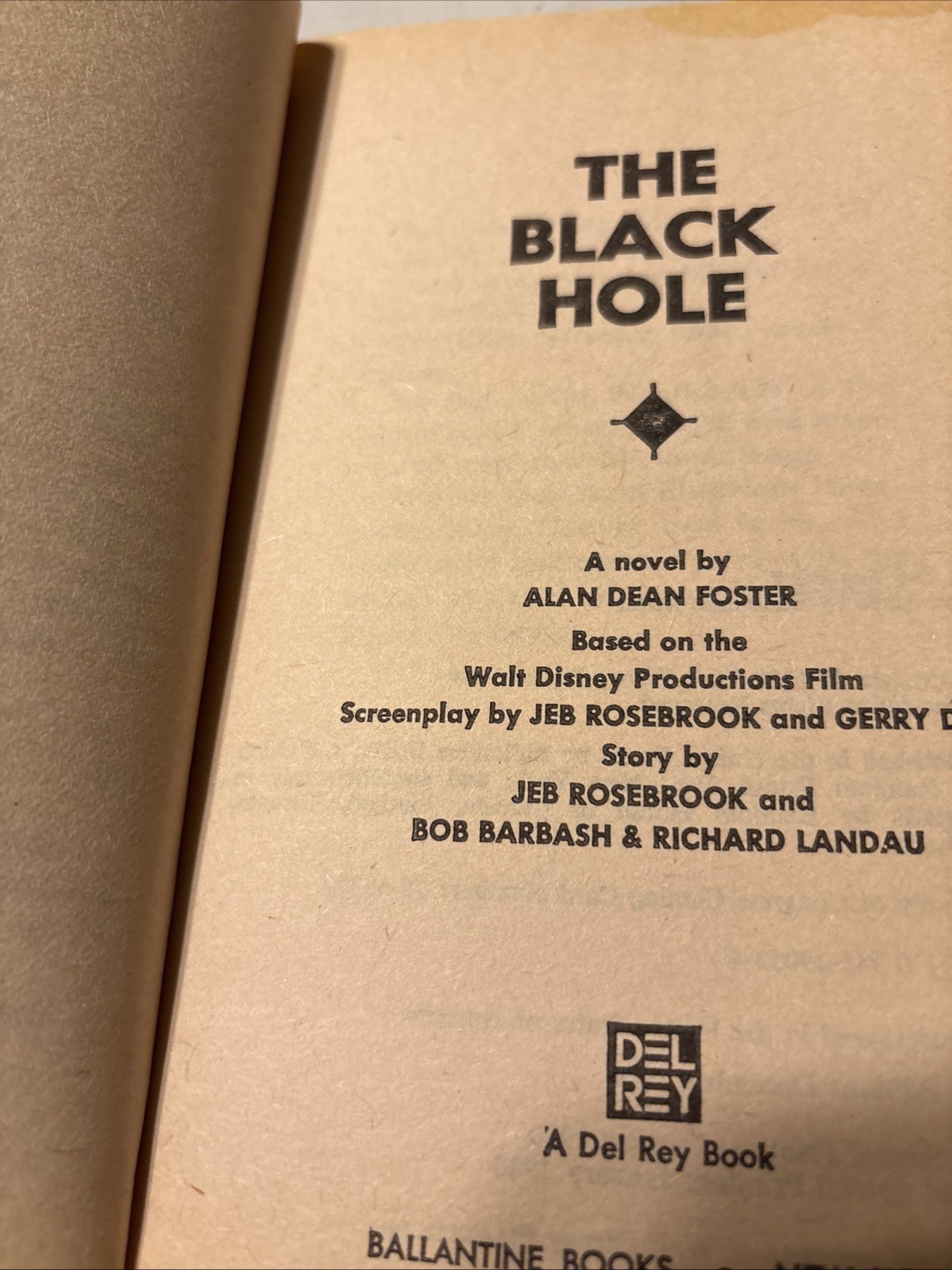 The Black Hole Science Fiction Paperback Book by Alan Dean Foster Del Rey 1979