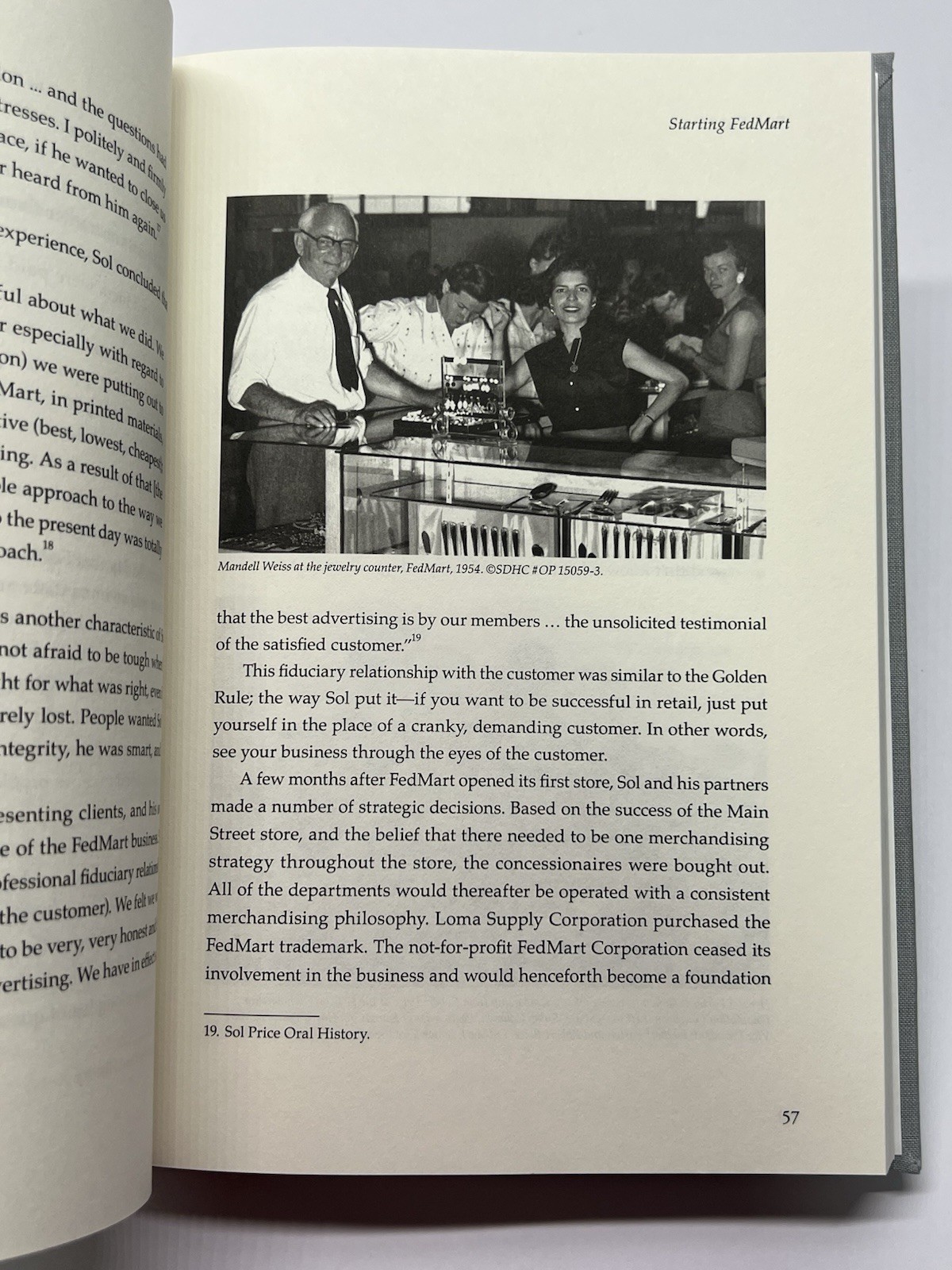 Sol Price: Retail Revolutionary & Social Innovator by Robert E. Price