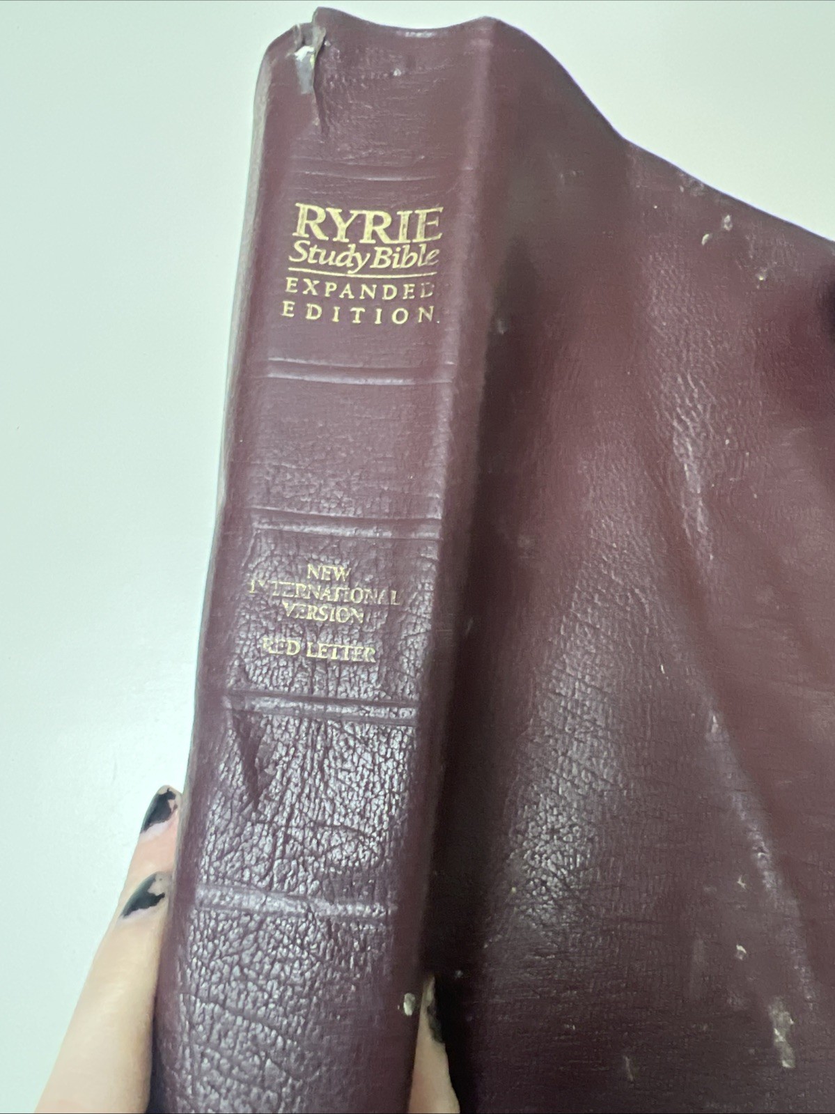 ✝️ NIV Ryrie Study Bible 1994 Text THUMB INDEXED 1994 Bonded Leather