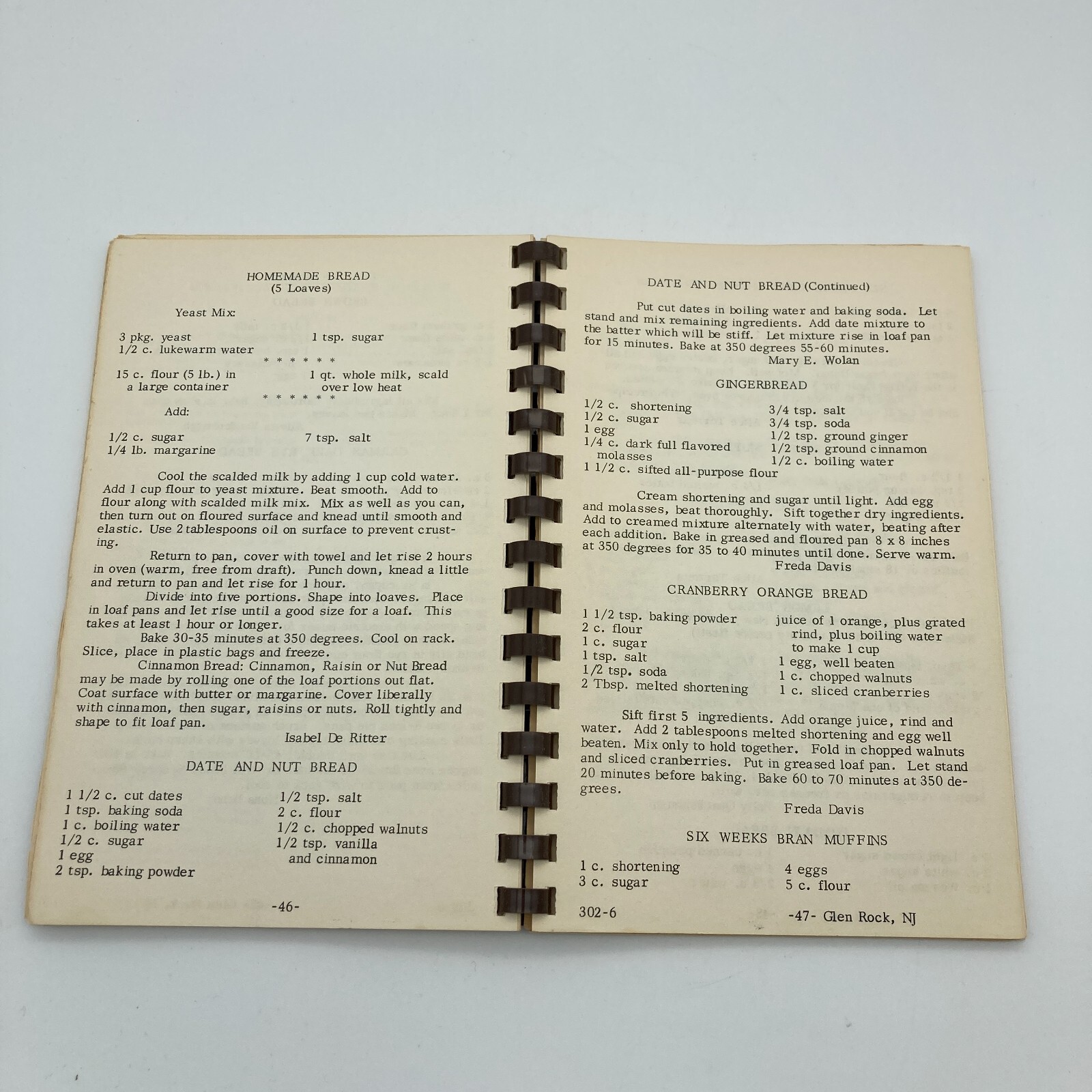 Lots More Cooking In Glen Rock NJ Cookbook 1976 Spiral PB 88 Typed Pages Local