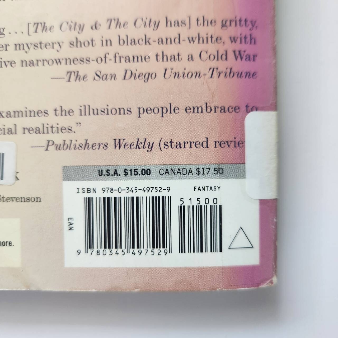 China Miéville „The City & The City“ Paperback Book