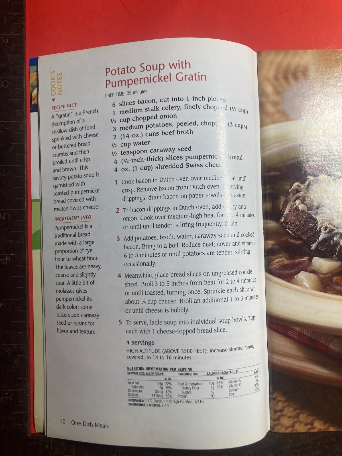 PILLSBURY ONE DISH MEALS RECIPES COOKBOOK 96 PAGES