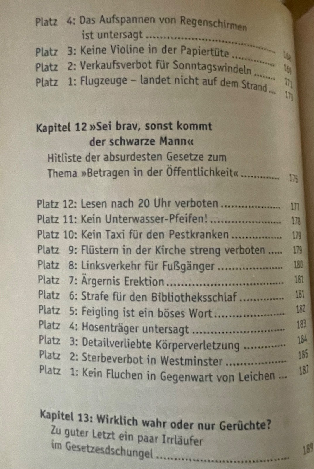 Öffentliche Mülleimer dürfen nicht sexuell belästigt werden by Justus Richter