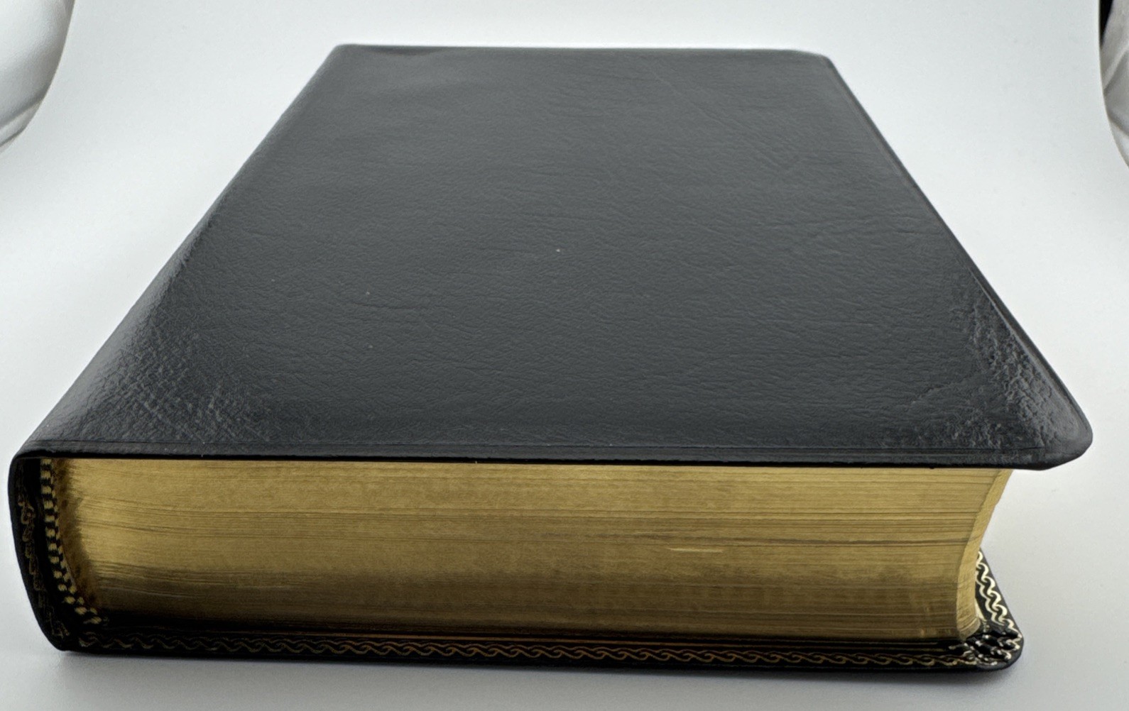 Nelson Giant Print Bible KJV Bonded Leather (Open Box) 544 Black -SHIPS FREE!