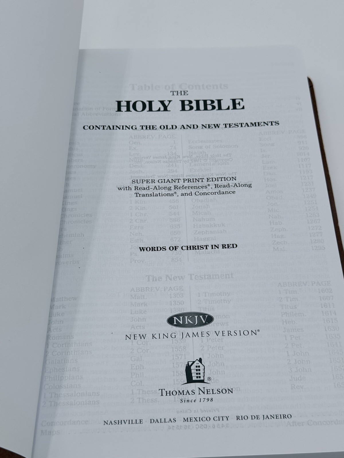 NKJV HOLY BIBLE SUPER GIANT PRINT EDITION REFERENCES RED LETTER LEATHER T NELSON