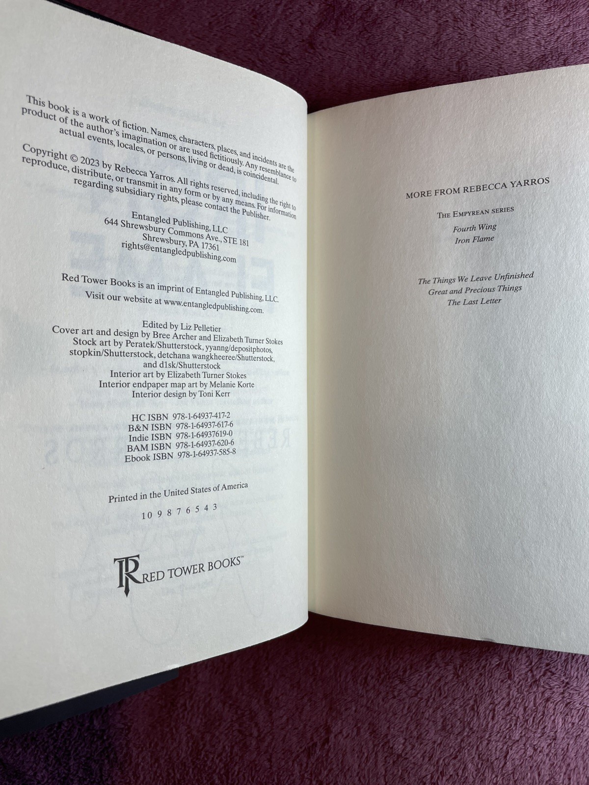HAND SIGNED UNREAD Iron Flame Standard Edition Hand Signed By Rebecca Yarros New