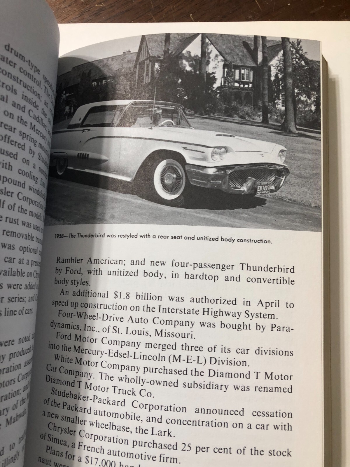 Automobiles of America (1974) Automobile Mfg. Assoc. Softcover Book 301 Pages
