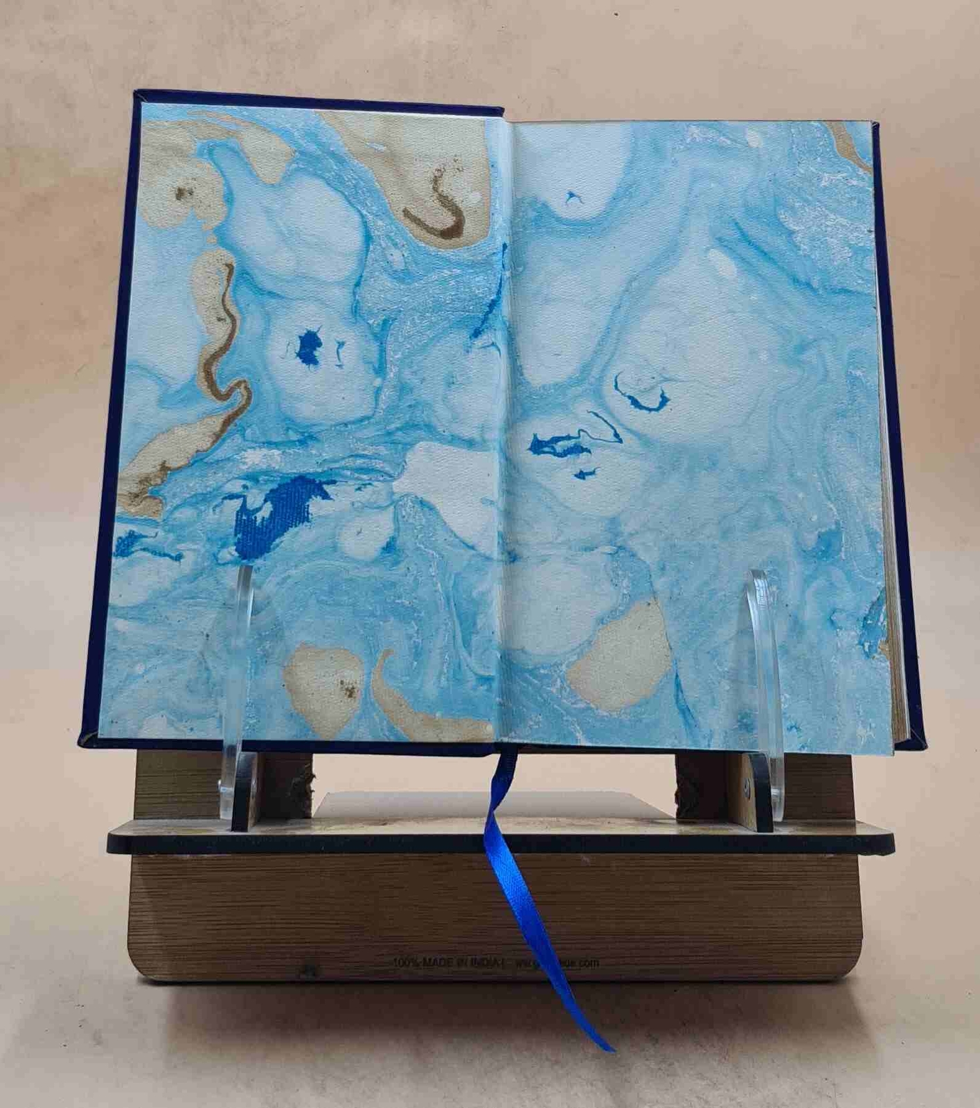 Lord Of The Flies: (Penguin Classics Deluxe Edition) [Premium Leather Bound]