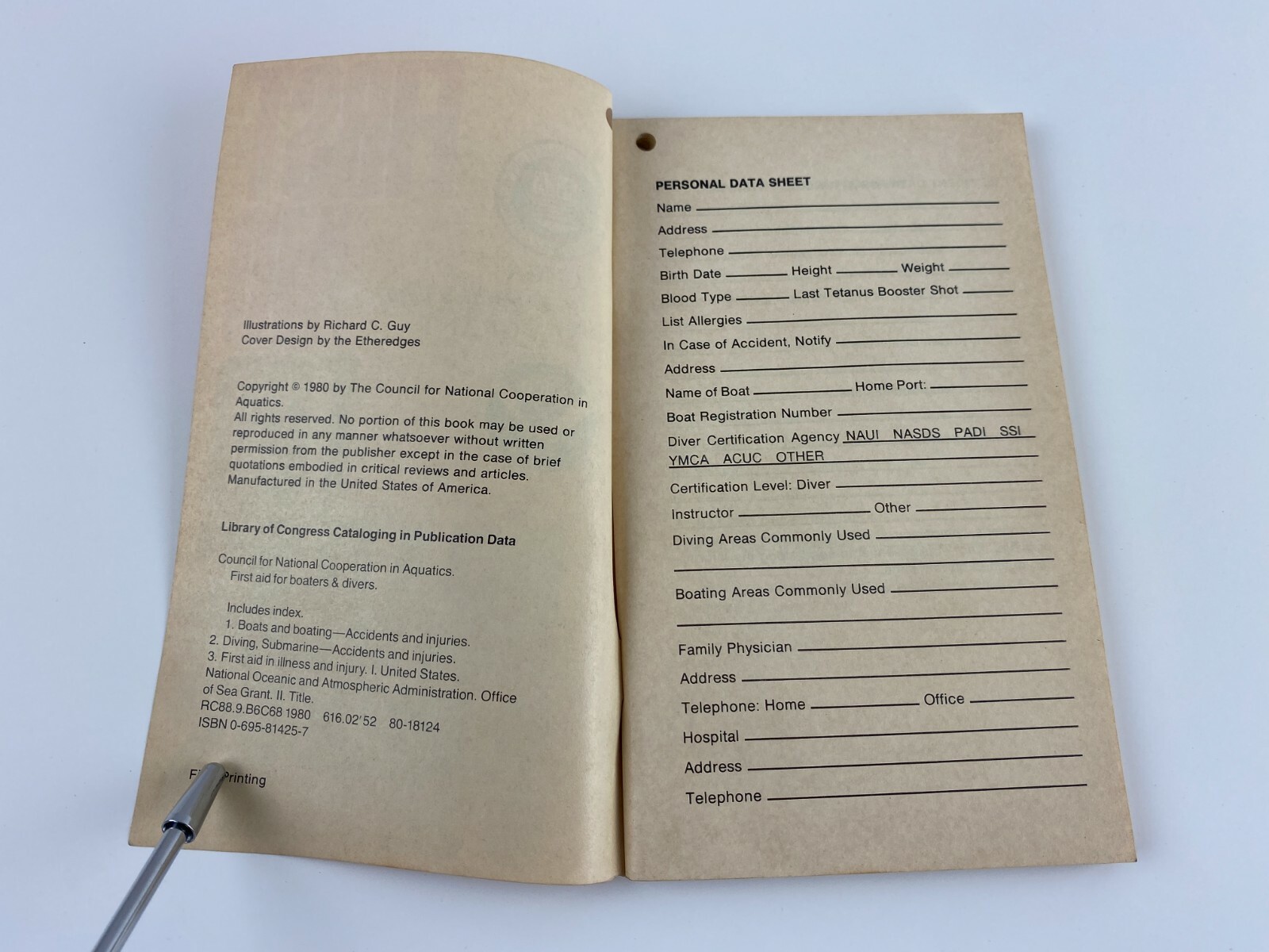 First Aid for Boaters and Divers – 1980 Vintage Paperback, 112 Pages, 1st Print
