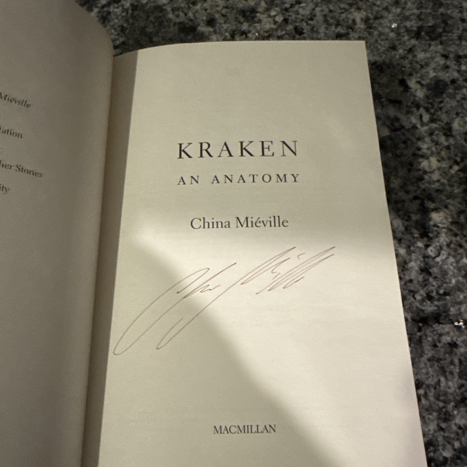 Kraken – China Miéville – Signed UK First Edition HCDJ New Weird Urban Fantasy