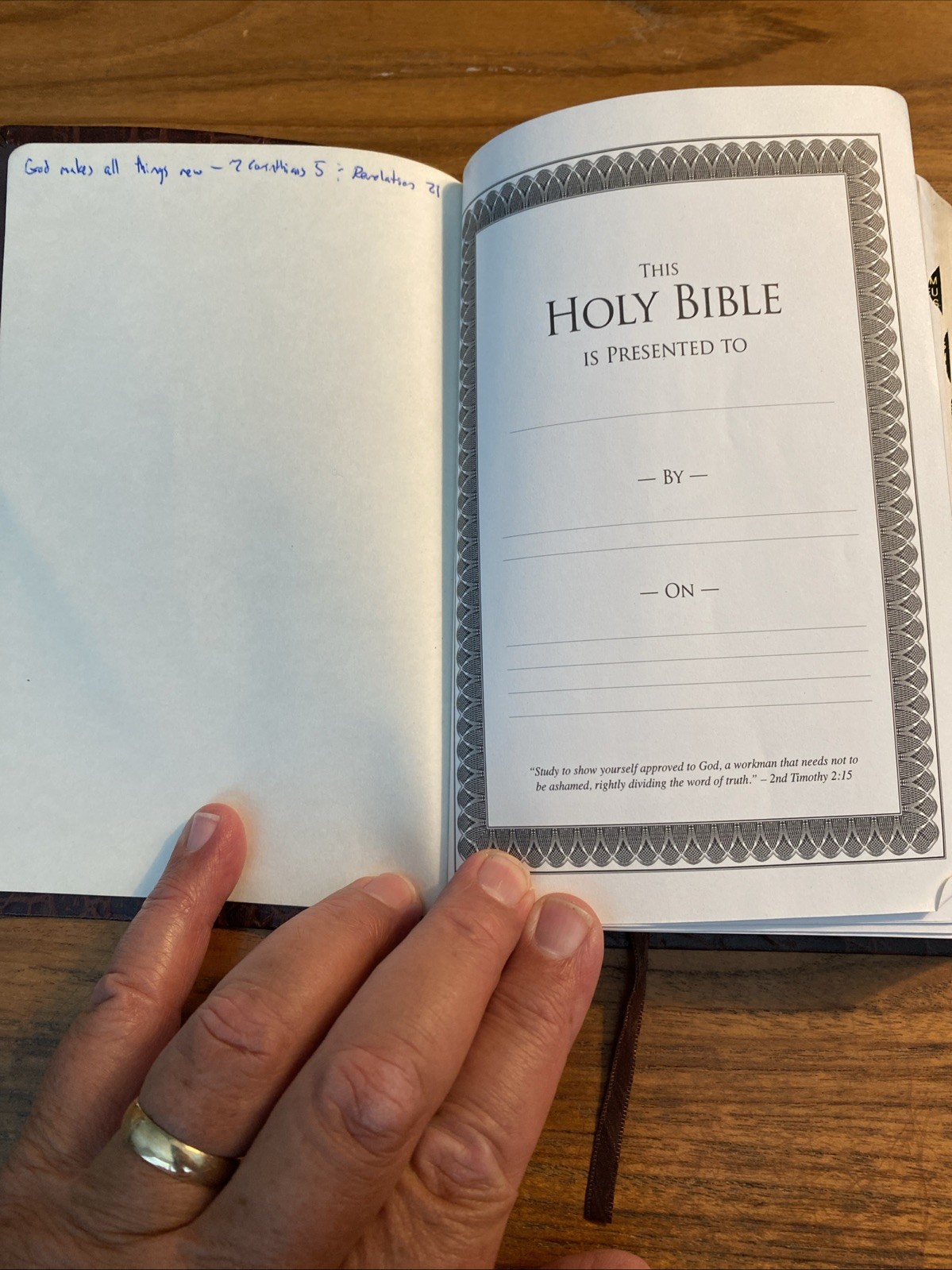 KJVER Thinline Bible by Whitaker House Staff 2015 Alligator Leather Indexed