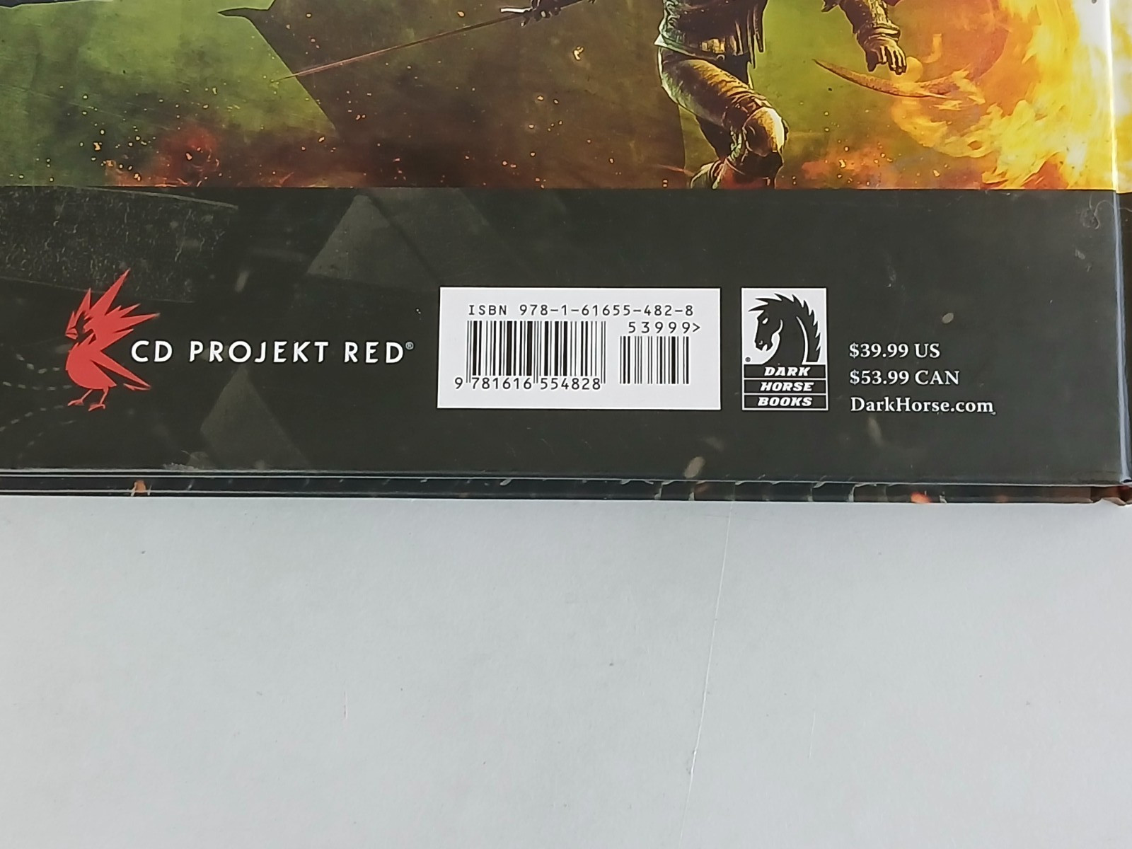 THE WORLD OF THE WITCHER Video Game Compendium Guide Dark Horse 2015 Preowned