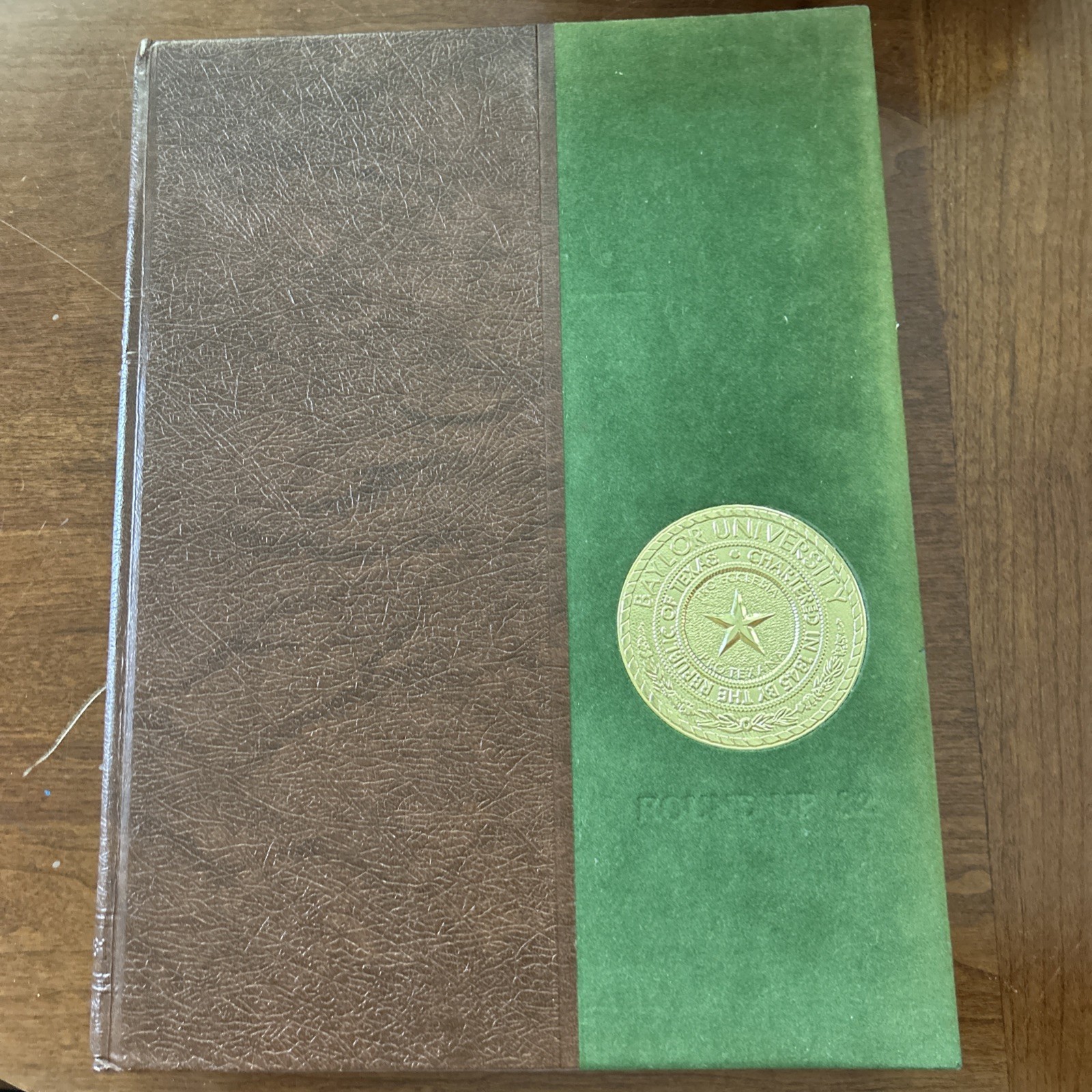 Baylor University 1982 Round Up Hardcover Baylor University Press Year Book 1982