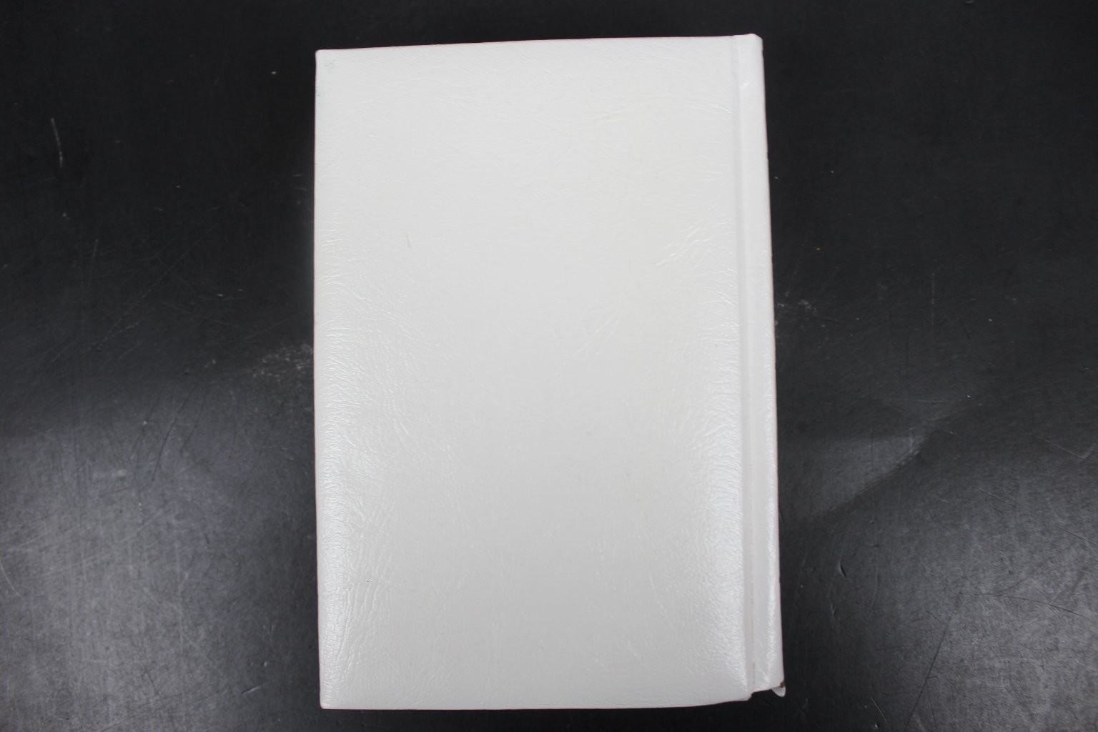 Holy Bible Memorial Edition 1976 Protestant Illustrated Concordance TODAY INC.