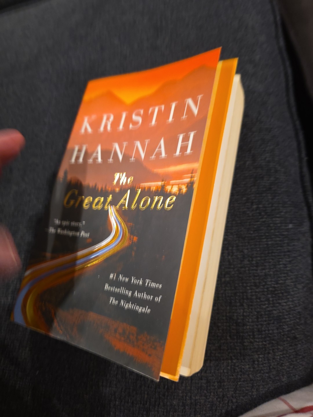 Great Alone : A Novel by Kristin Hannah (2019, Trade Paperback)