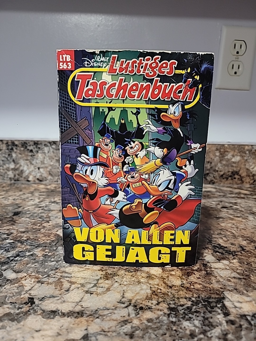 Lustiges Taschenbuch German edition copy 4 Donald Duck, Kids, Comics