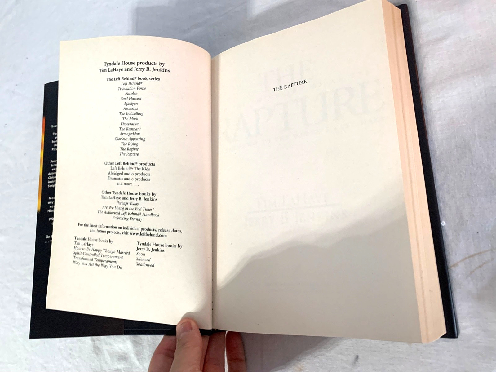 The Rapture: In the Twinkling of an Eye Countdown to the Earth’s Last Days HC