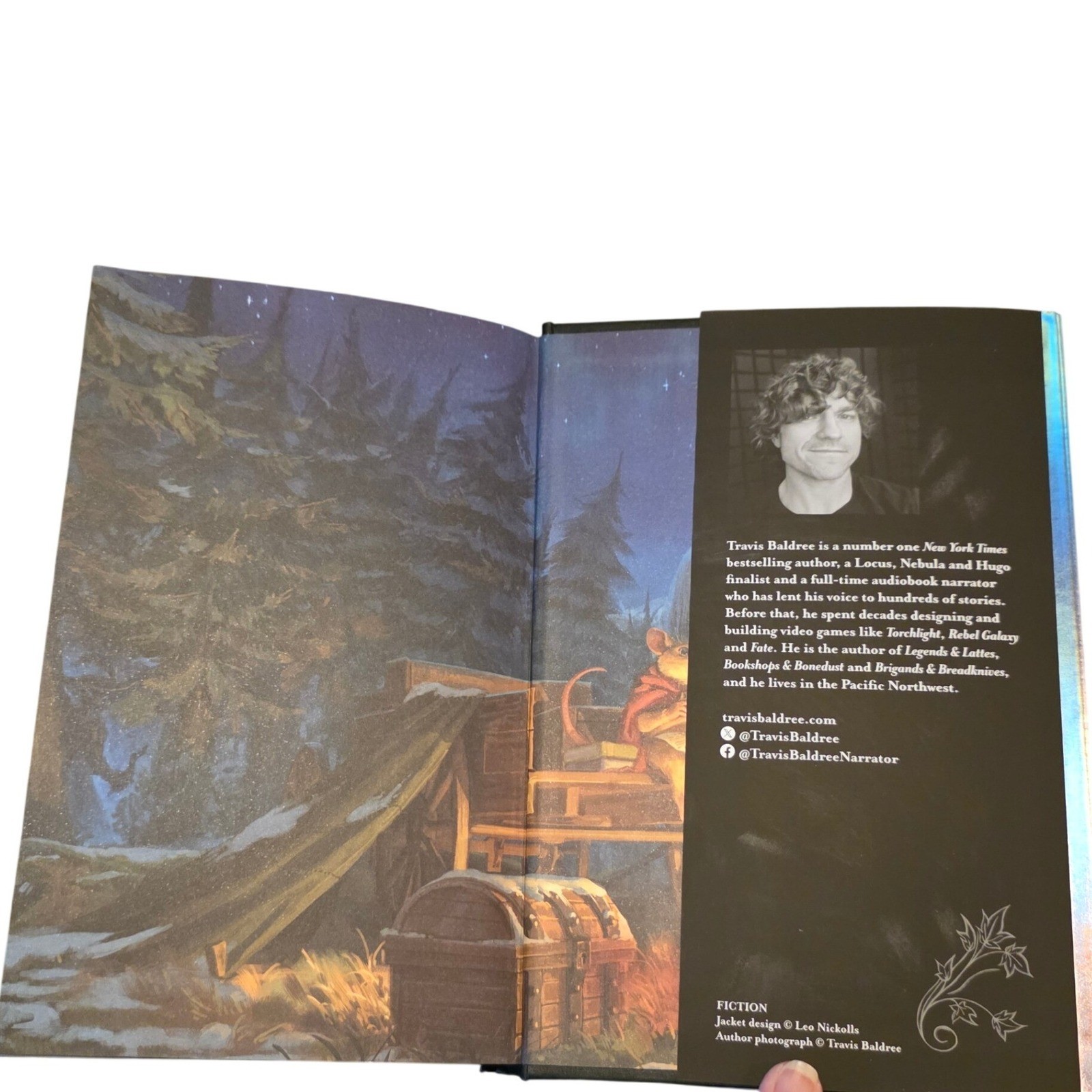 Travis Baldree Brigands & Breadknives FairyLoot Signed Exclusive Edition Book