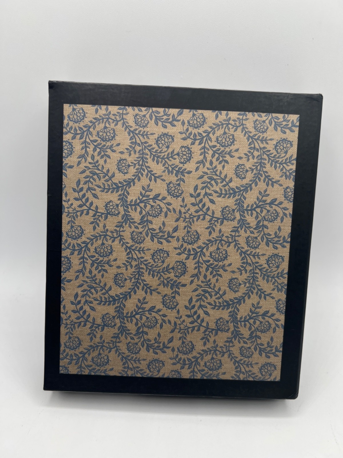 ESV Journaling Bible Cloth Over Board Floral Design with Slipcase – GOOD