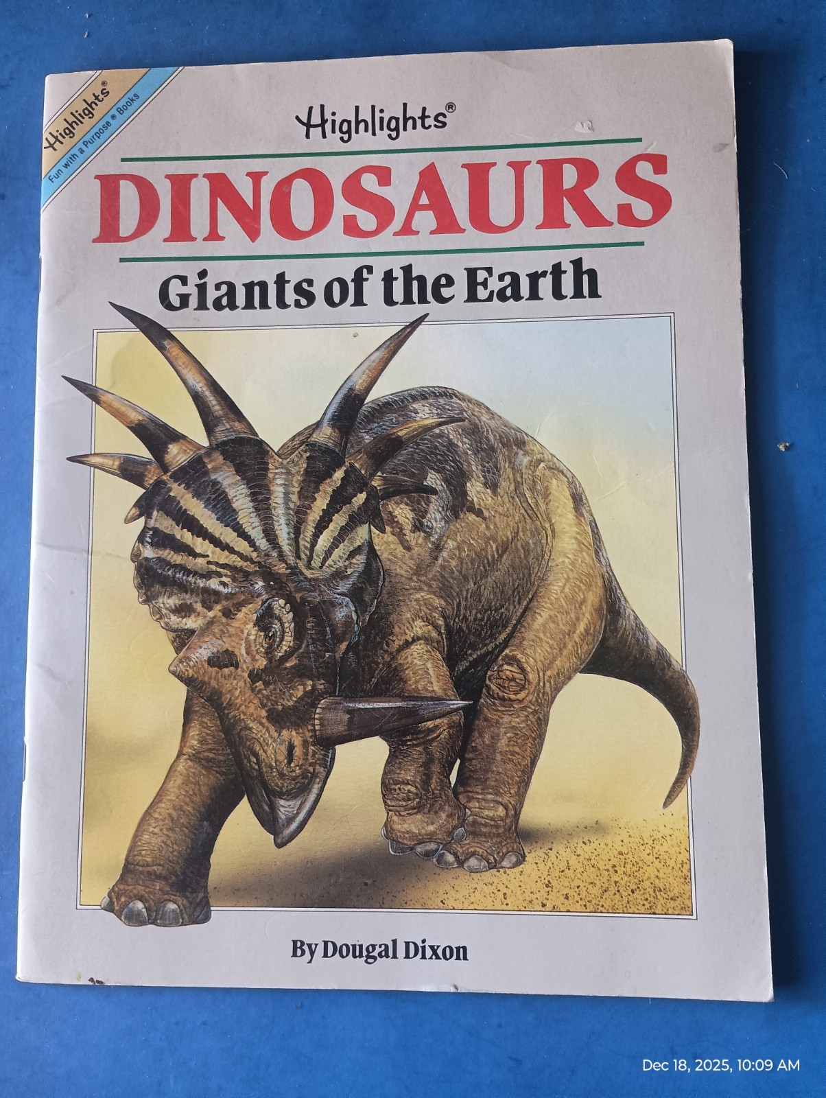 Dinosaurs, Giants of the Earth, 32 Pages, Dougal Dixon