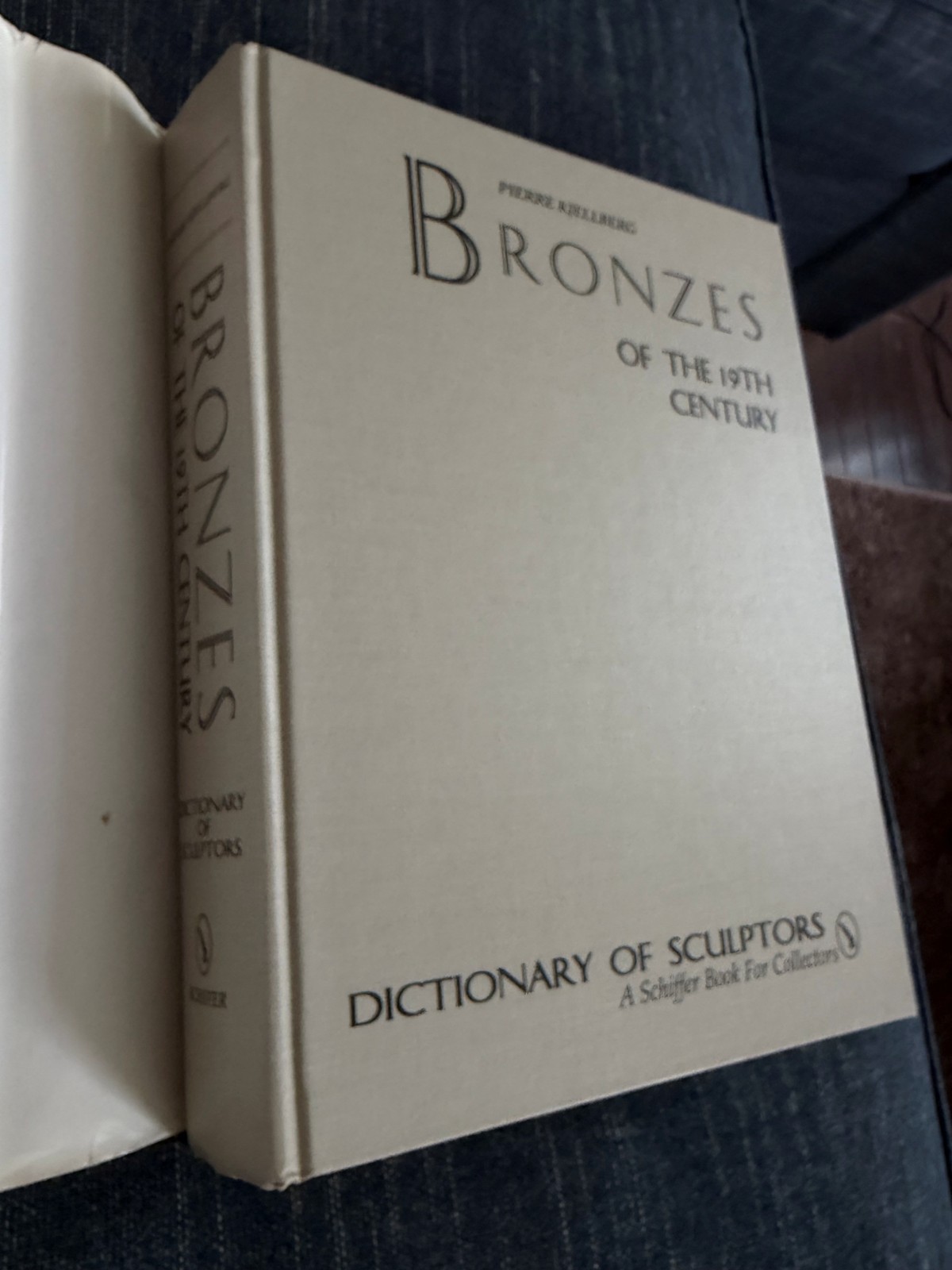 Bronzes of the 19th Century by Pierre Kjellberg hardcover VERY NICE