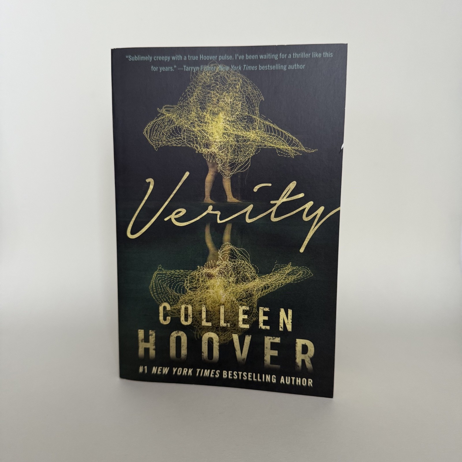 Verity by Colleen Hoover (Paperback) – Like New