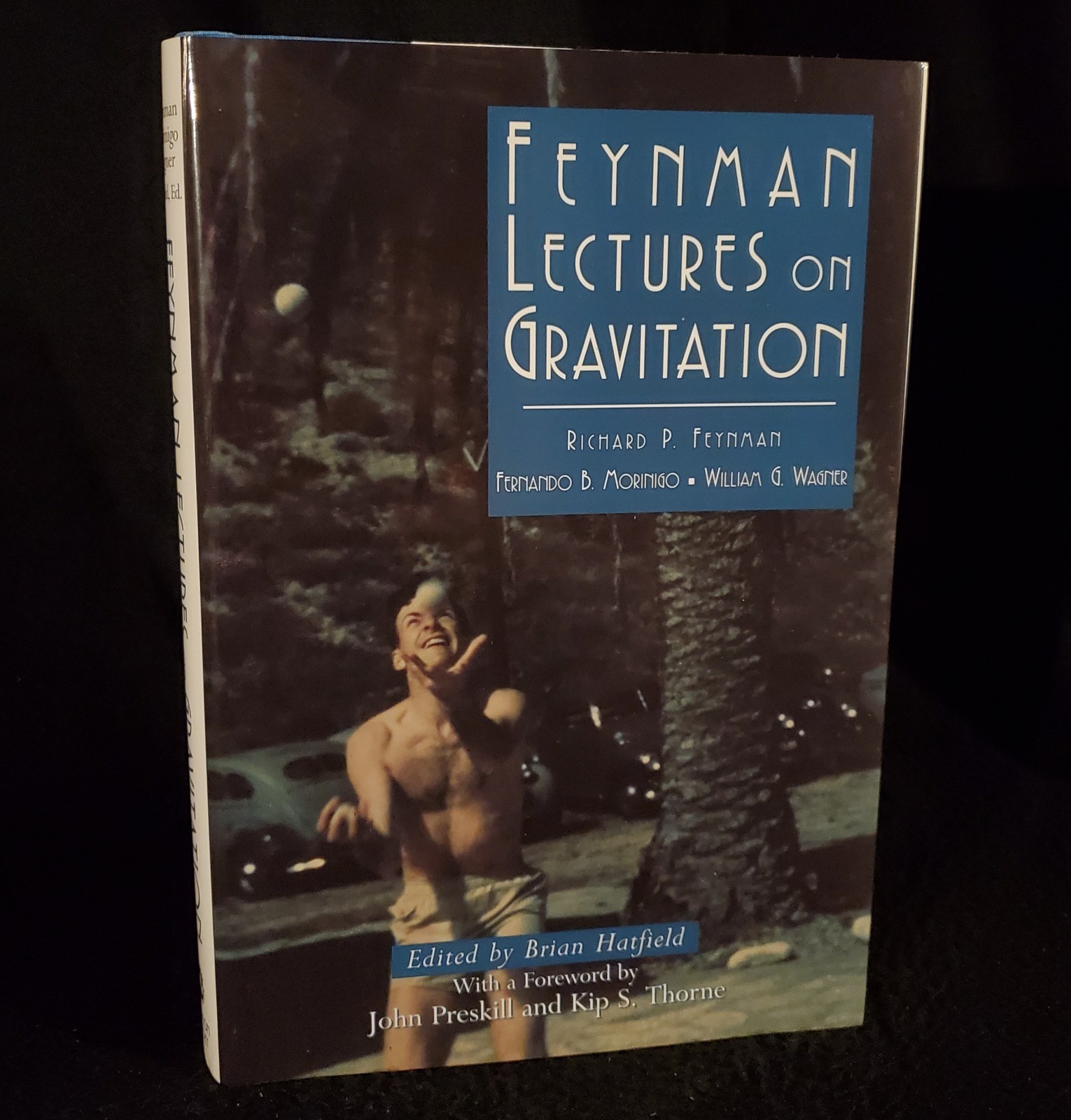 Feynman Lectures on Gravitation by Richard Feynman 1995 Hardcover DJ 1st Print