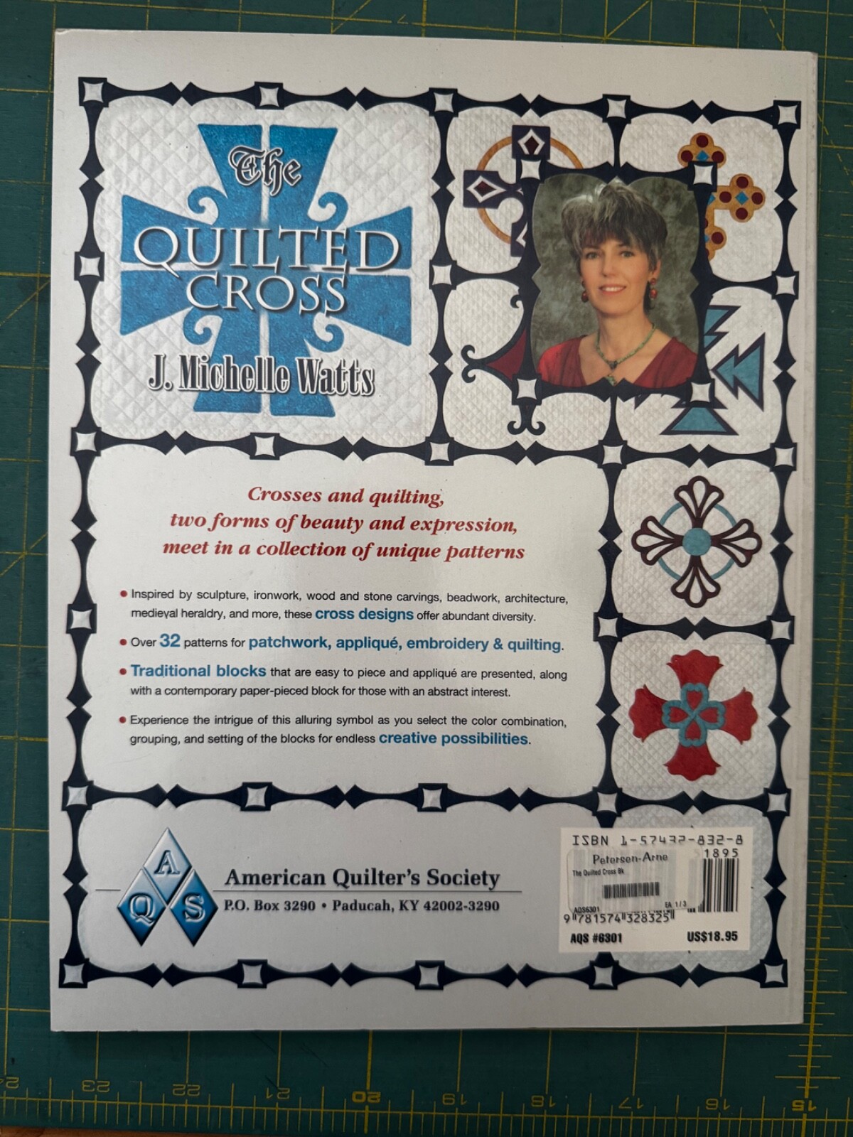 Quilted Cross by J. Michelle Watts (2003, Uk-Trade Paper)