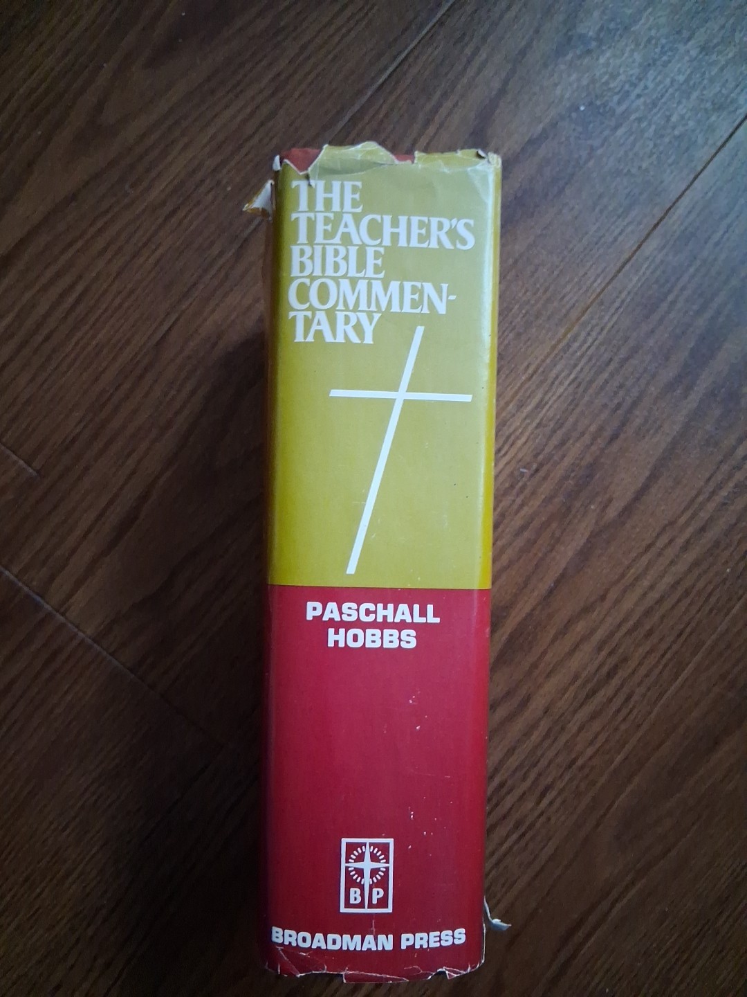 The Teacher’s Bible Commentary – Paschall & Hobbs – 1972 HC/DJ. 824 Pages. ❤