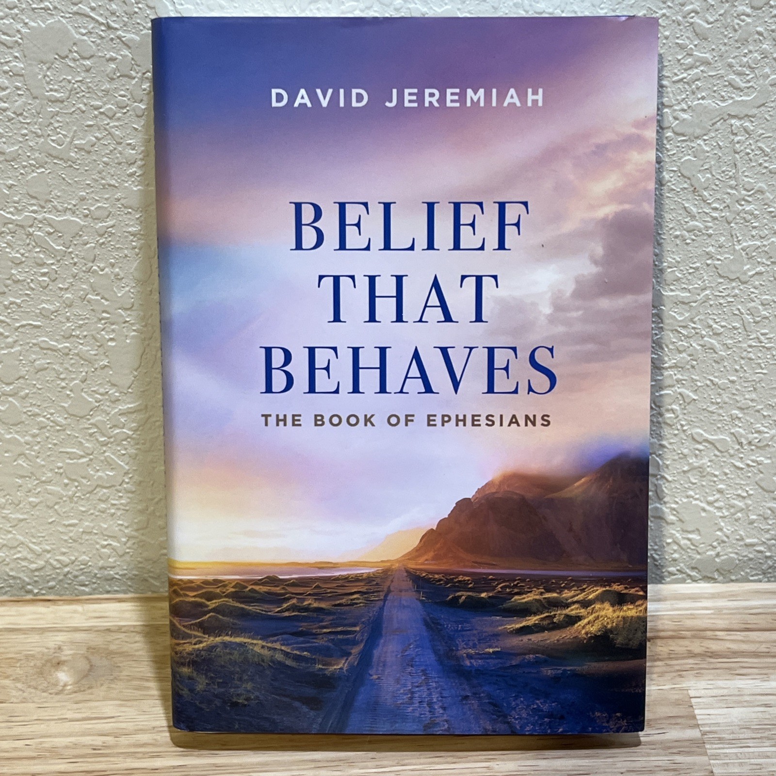 6 Dr. David Jeremiah Hardback Books & 6 Paperback Study Guides