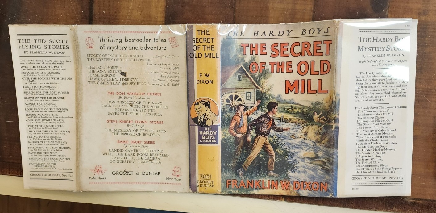 1927 HARDY BOYS # 3 The Secret of the Old Mill-Dixon DJ Printing 1942 B-25