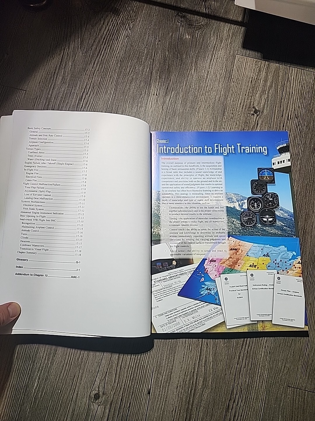 Airplane Flying Handbook David Soucie SOFTCOVER 2017