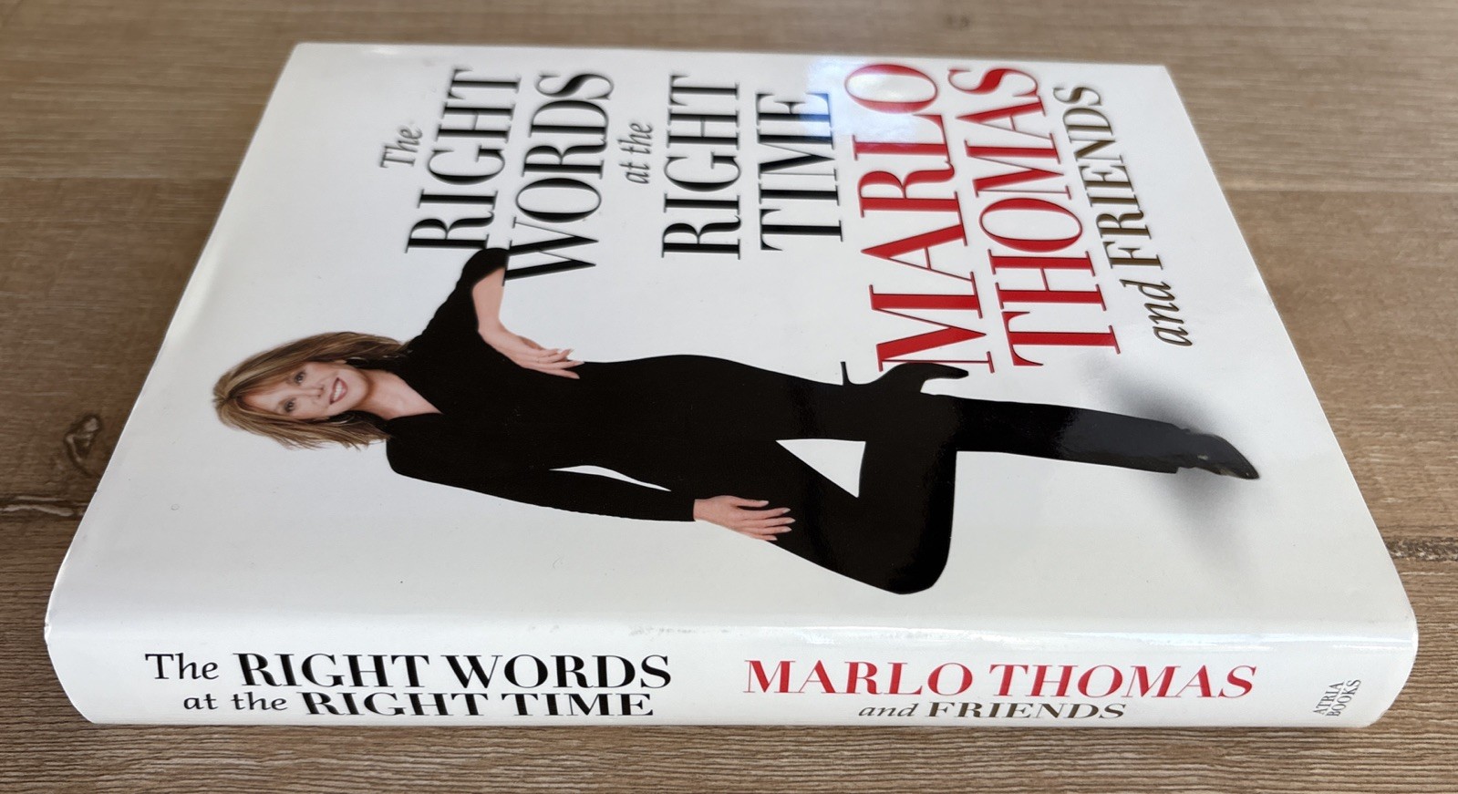 MARLO THOMAS The Right Words At The Right Time SIGNED 2002 HCDJ 1st Print Atria