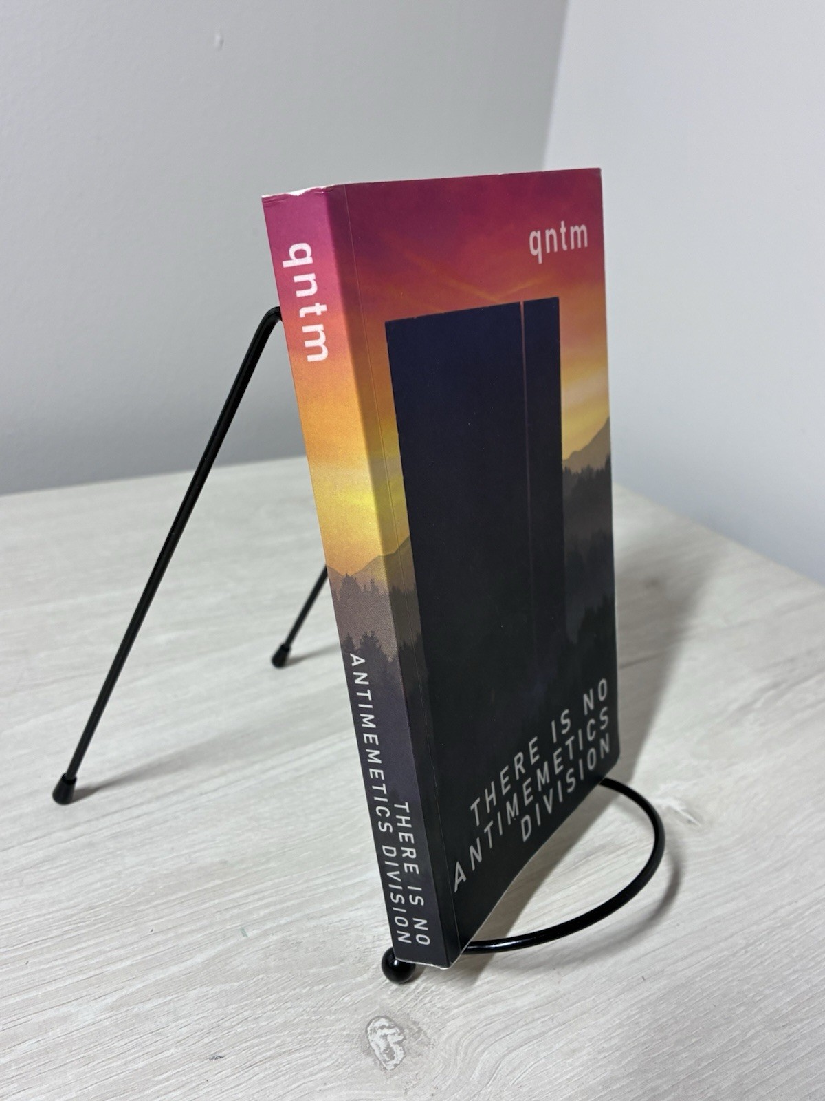 There Is No Antimemetics Division by Qntm 1st Ed PB Sci-Fi Horror Rare OOP 2021