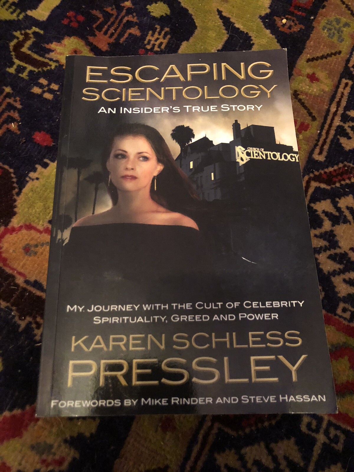 Escaping Scientology : My Journey with the Cult of Celebrity Spirituality, Greed
