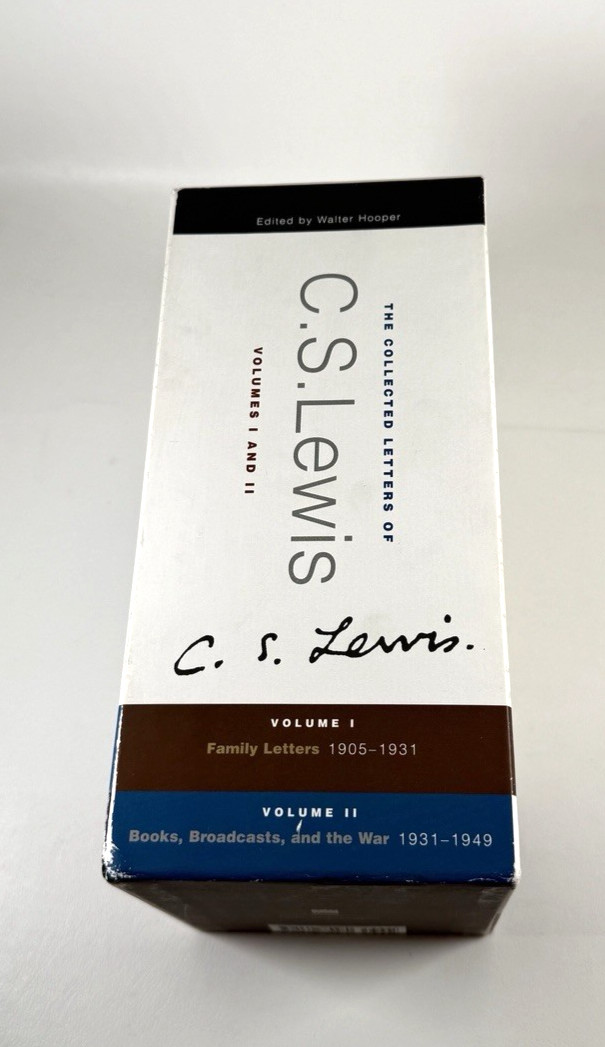 The Collected Letters of C. S. Lewis Volume 1 & 2 (I & II) Box Set Paperback