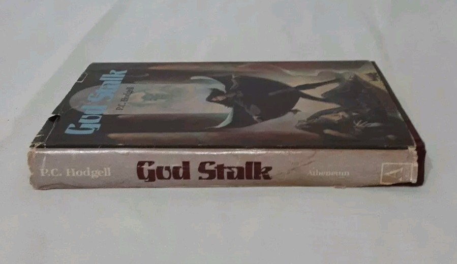 God Stalk – P.C. Hodgell Hardcover Dust Jacket – 1982 – Excellent Condition