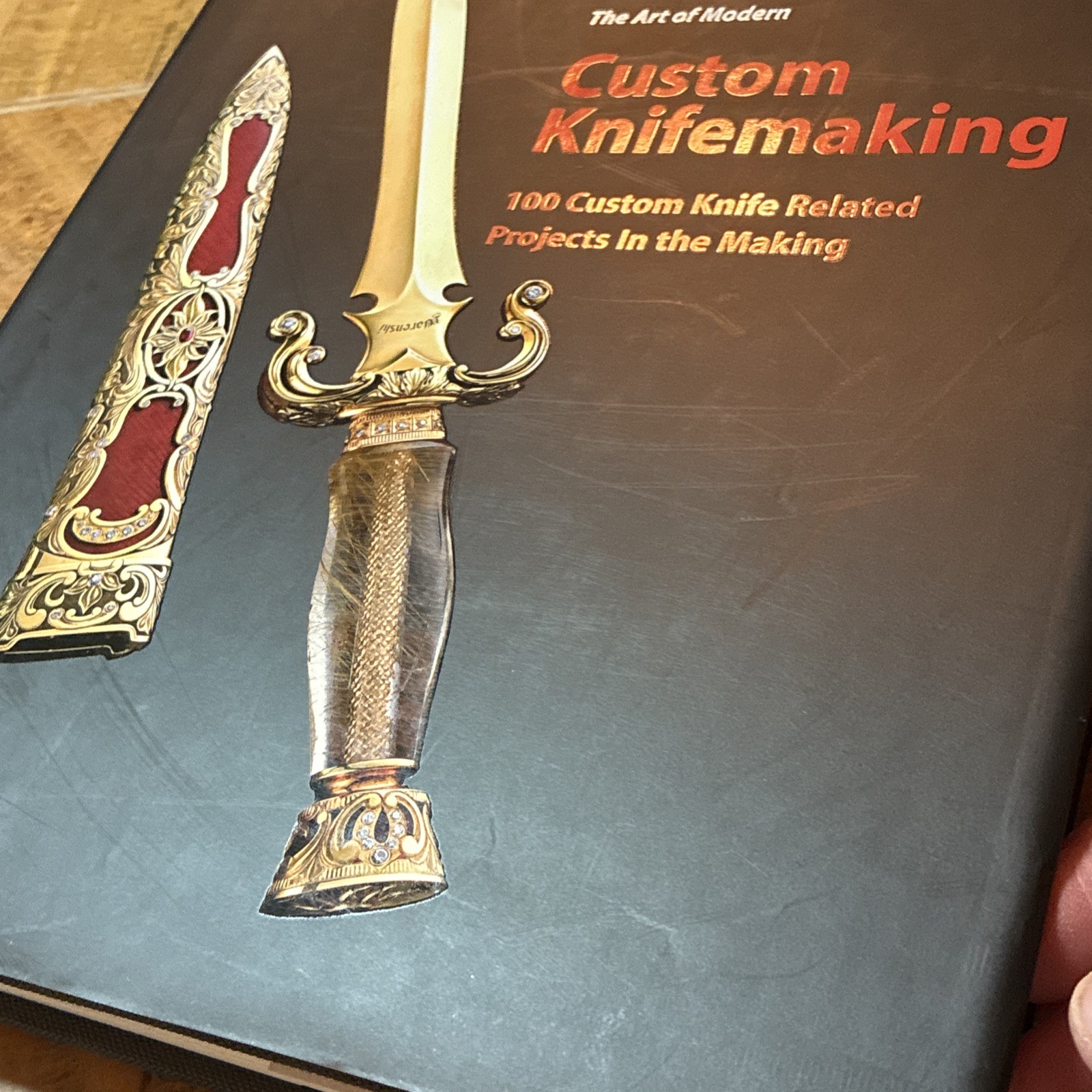 Custom Knifemaking : 100 Custom Knife Related Projects in the Making.David Darom