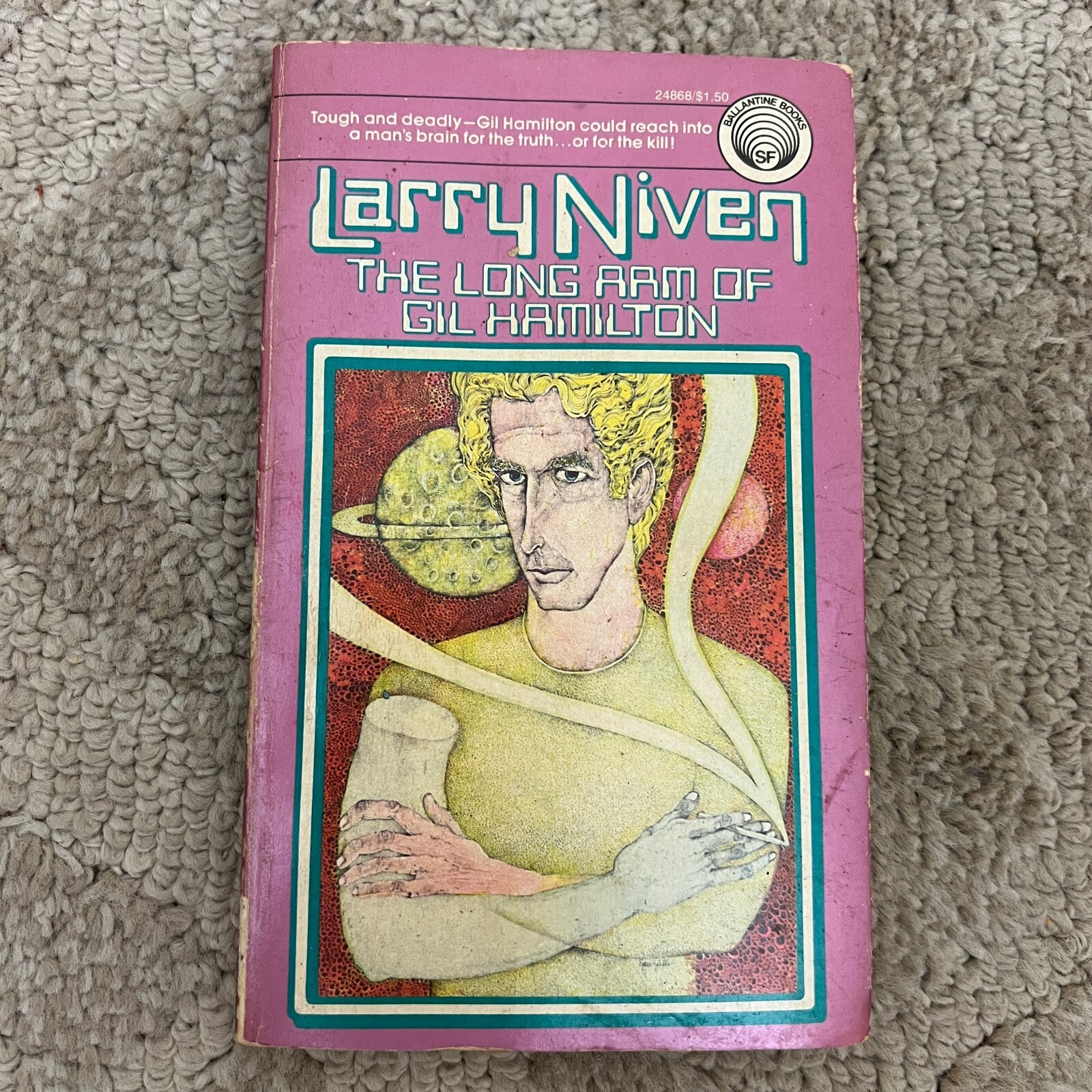 The Long Arm of Gil Hamilton Science Fiction Paperback Book by Larry Niven 1976
