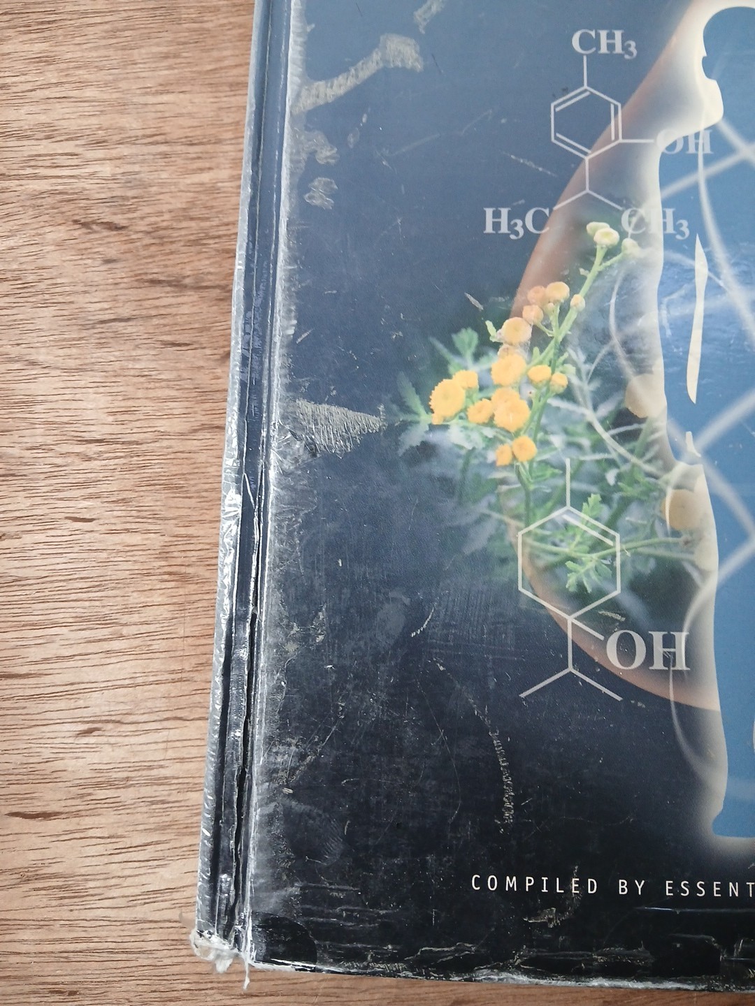 Essential Oils Desk Reference – Fourth Edition Essential Science Publishing GC