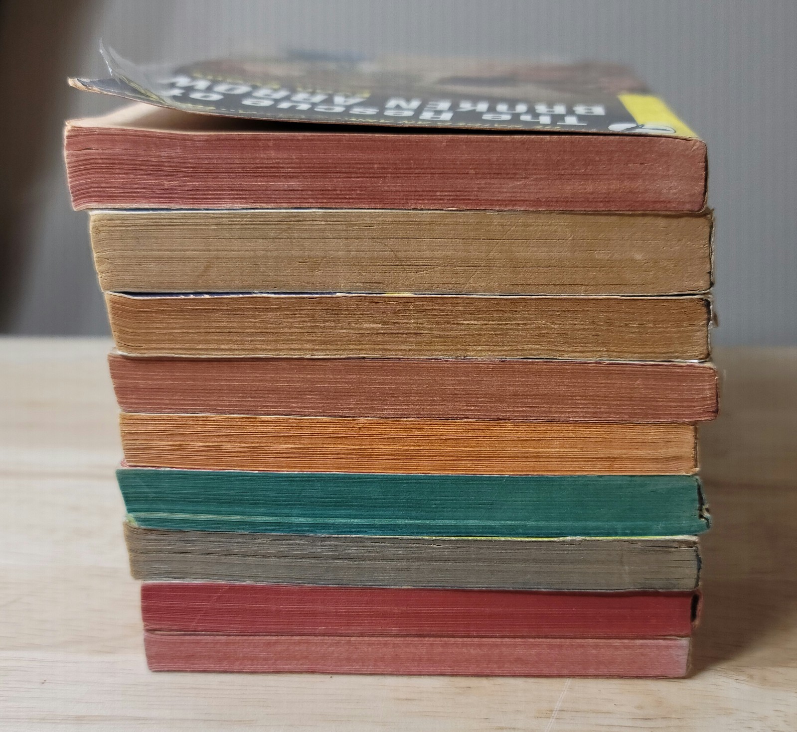 Lot of 18 PB Lot of WESTERN-ADVENTURE Vintage Books